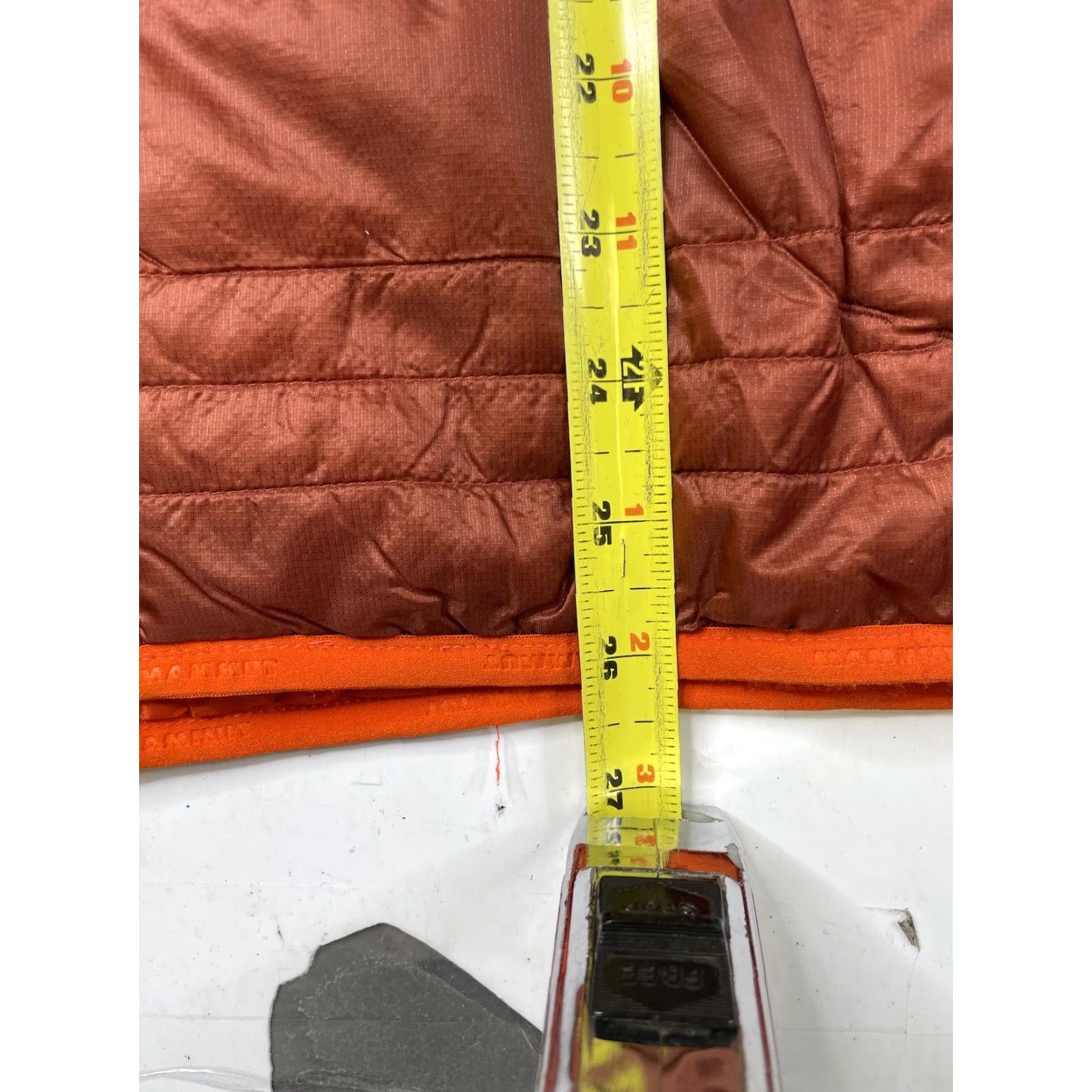 Mammut Mammut Women's Vest Full Zip Insulated Poly Fill Orange Size S Quilted Lining Polyester Polyamide Pocket Unknown Country of Origin N/A Size S / US 4 / IT 40 - 5 Thumbnail