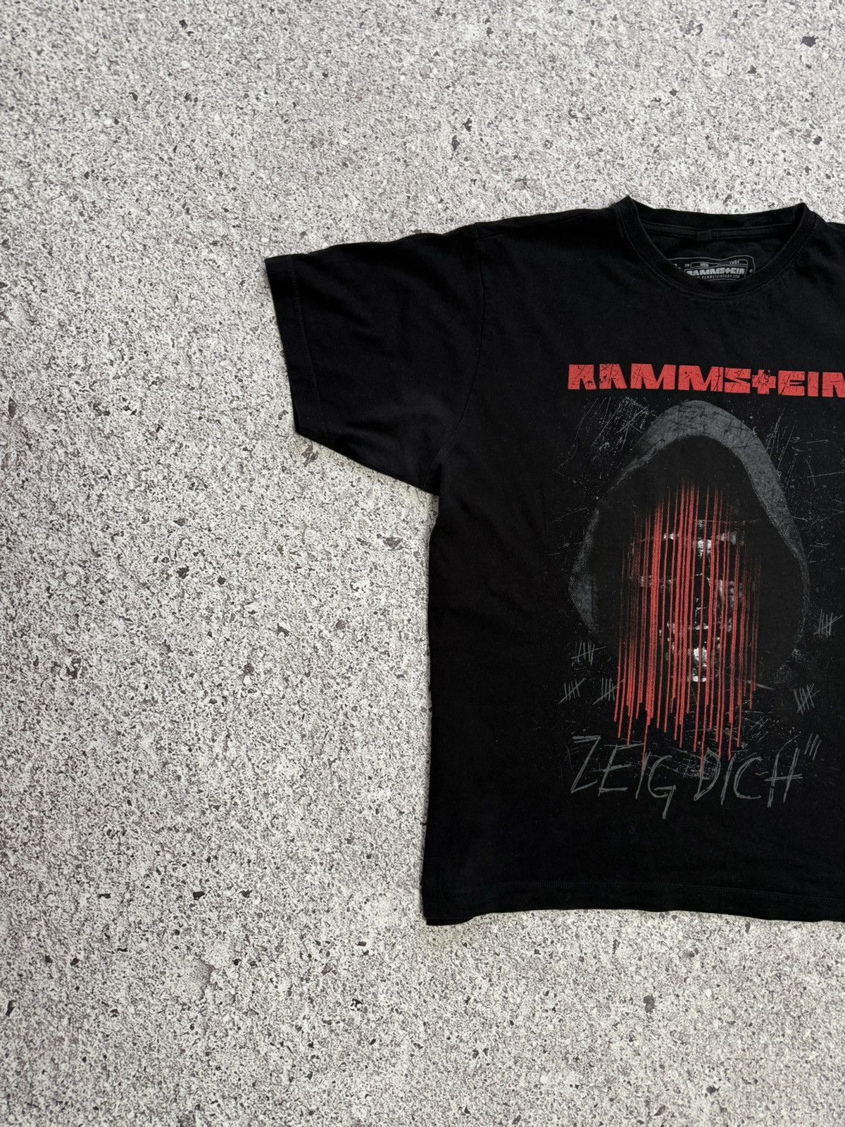 Band Tees × Vintage Vintage 2019 Rammstein Zeig Dich Rock Band Retro T-Shirt Size US XL / EU 56 / 4 - 4 Thumbnail