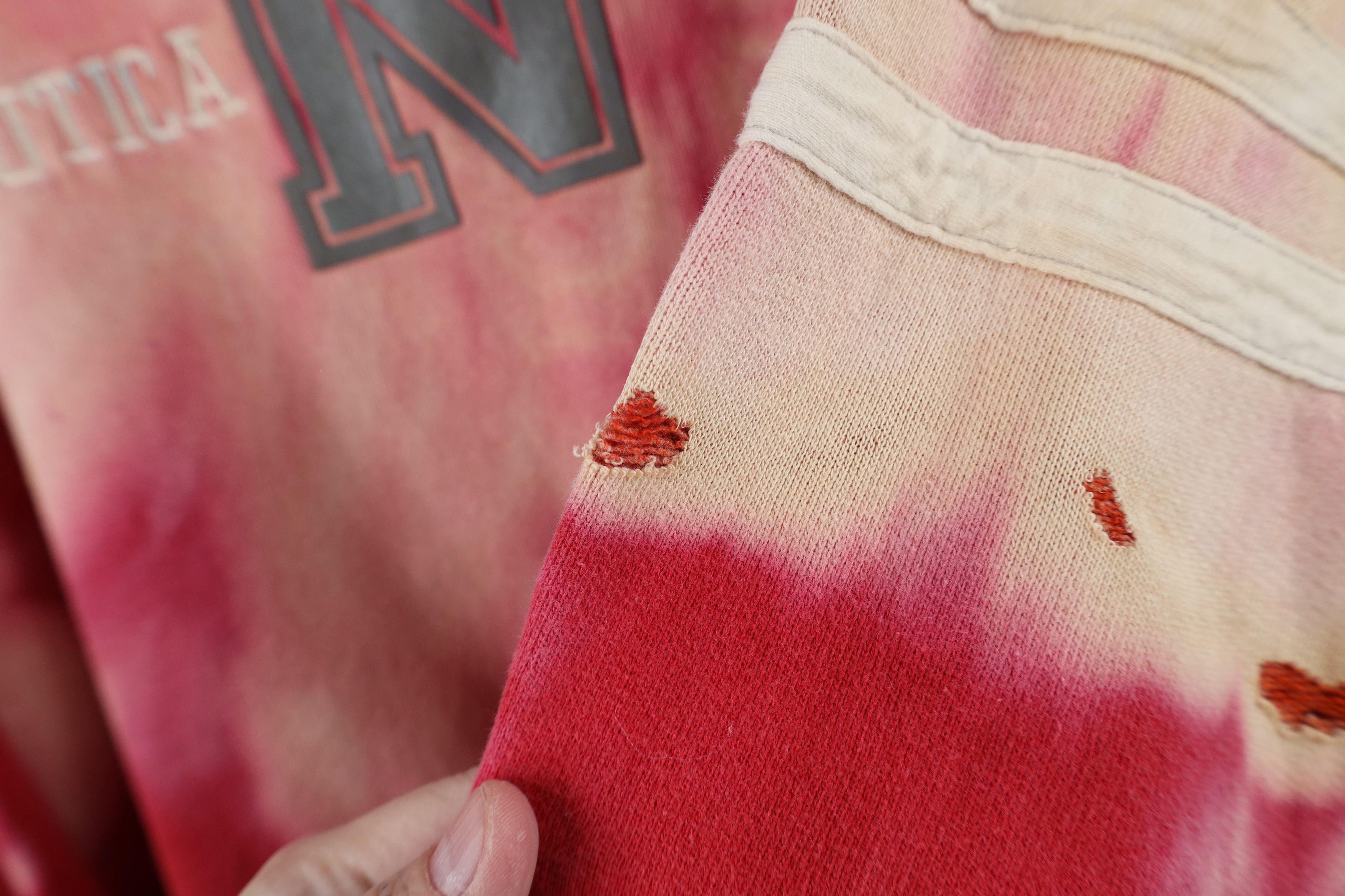 Nautica Vintage 90s Nautica Spell Acid Wash Hoodie Sweatshirt Red Size US M / EU 48-50 / 2 - 5 Thumbnail
