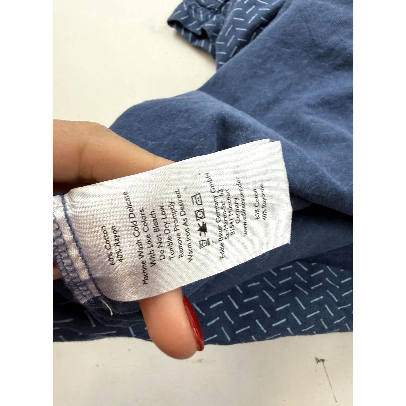 Eddie Bauer VINTAGE Eddie Bauer Shirt Womens XL Blue Geometric Print Button Front Cap Sleeve Top Size XL / US 12-14 / IT 48-50 - 6 Thumbnail