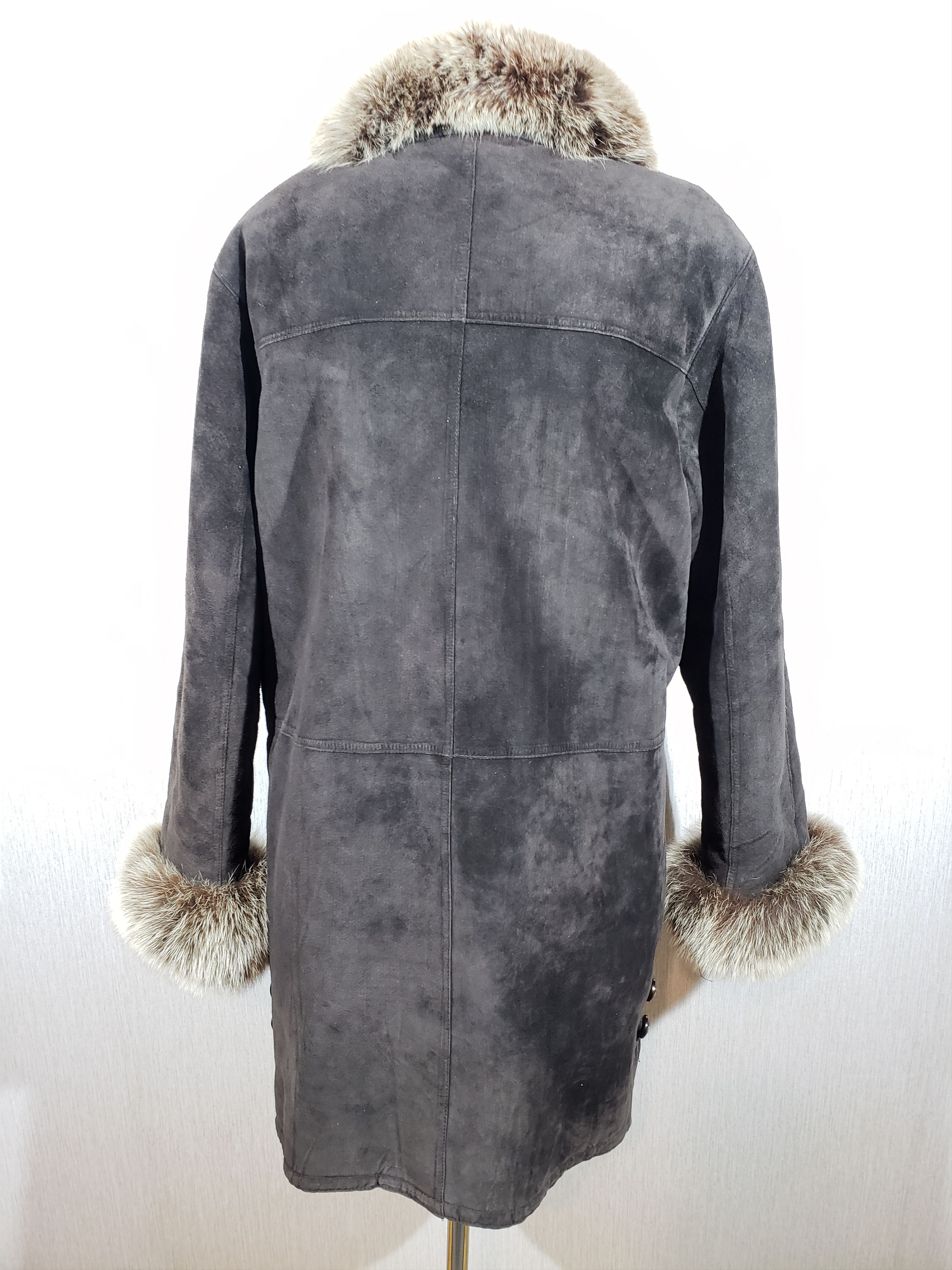 Other Stylish brown sheepskin coat with a fluffy collar. Size 3XL / US 20-22 - 4 Thumbnail