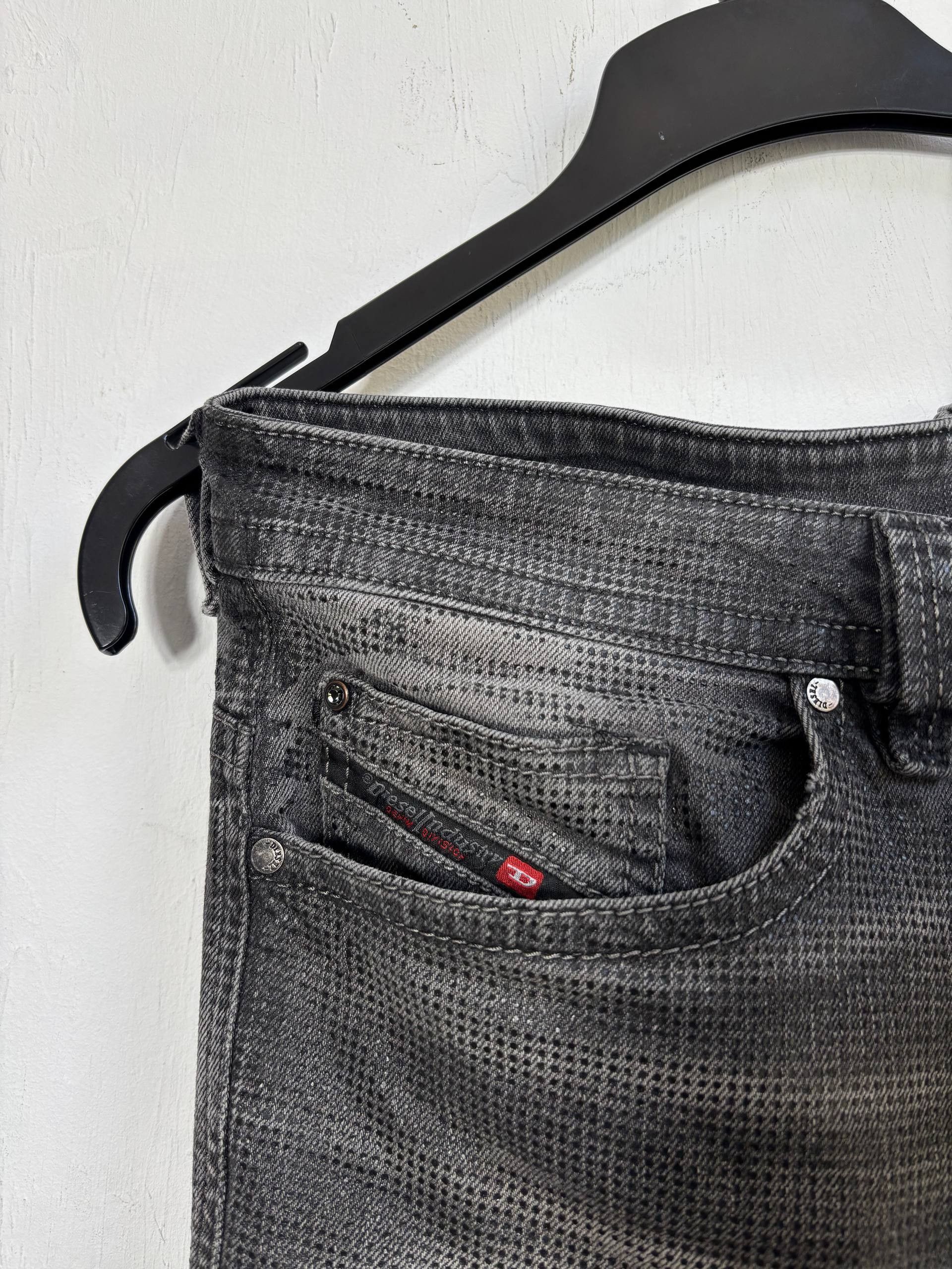Diesel Diesel Thavar Slim-Skinny Glitter Denim Jeans W32 L32 Mens Size US 32 / EU 48 - 3 Thumbnail