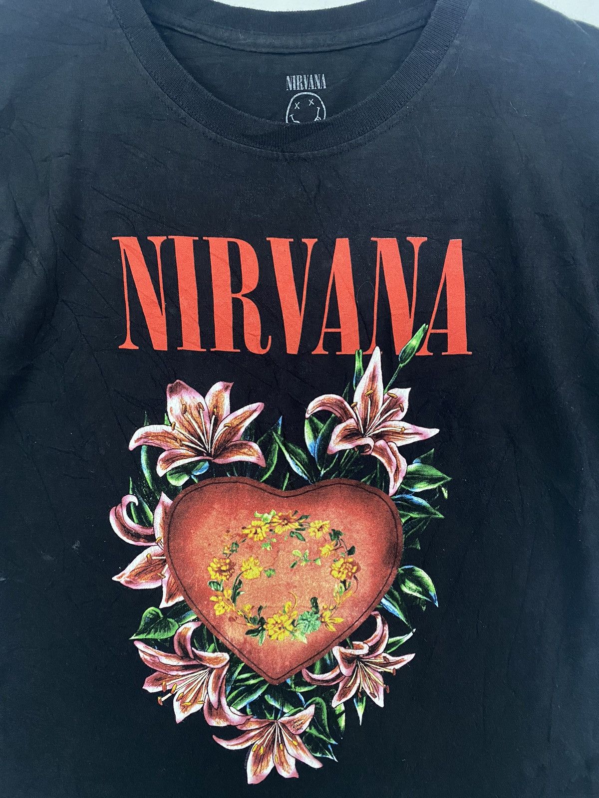 Band Tees 💥NIRVANA heart shape box band / kurt cobain tour tee shirt Size US L / EU 52-54 / 3 - 3 Thumbnail
