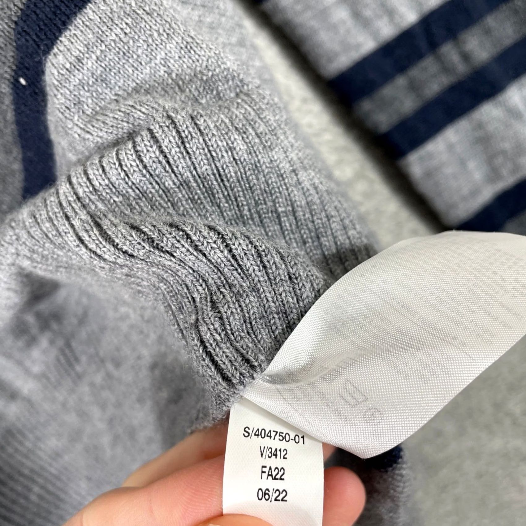Banana Republic Banana Republic Merino Wool Striped Sweater Mens Medium Gray Navy Crewneck - Size Size US M / EU 48-50 / 2 - 5 Thumbnail