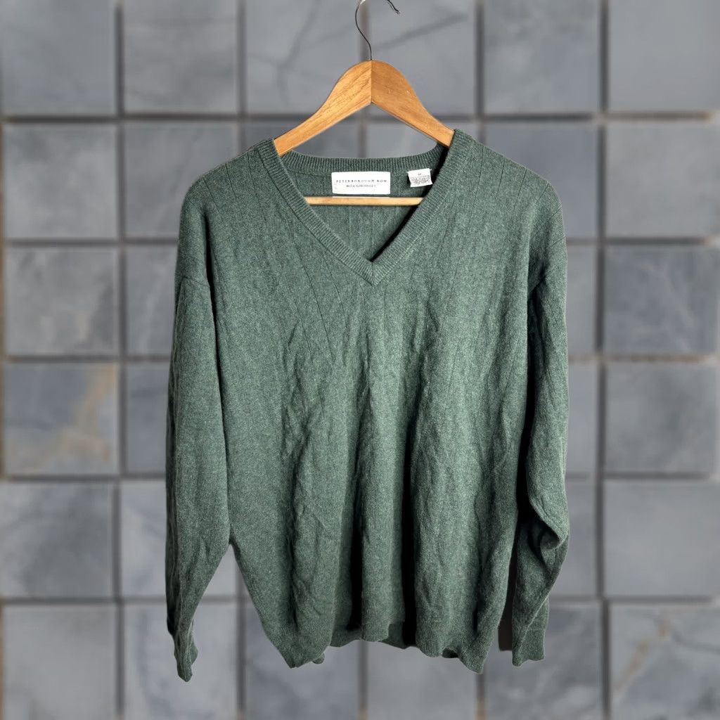 Vintage VINTAGE Peterborough Row Mens Cashmere V-Neck Pullover Knit Green Sweater M Regular Long Sleeve Knit Solid 100% Cashmere Fall Winter Business Casual Size US M / EU 48-50 / 2 - 1 Thumbnail