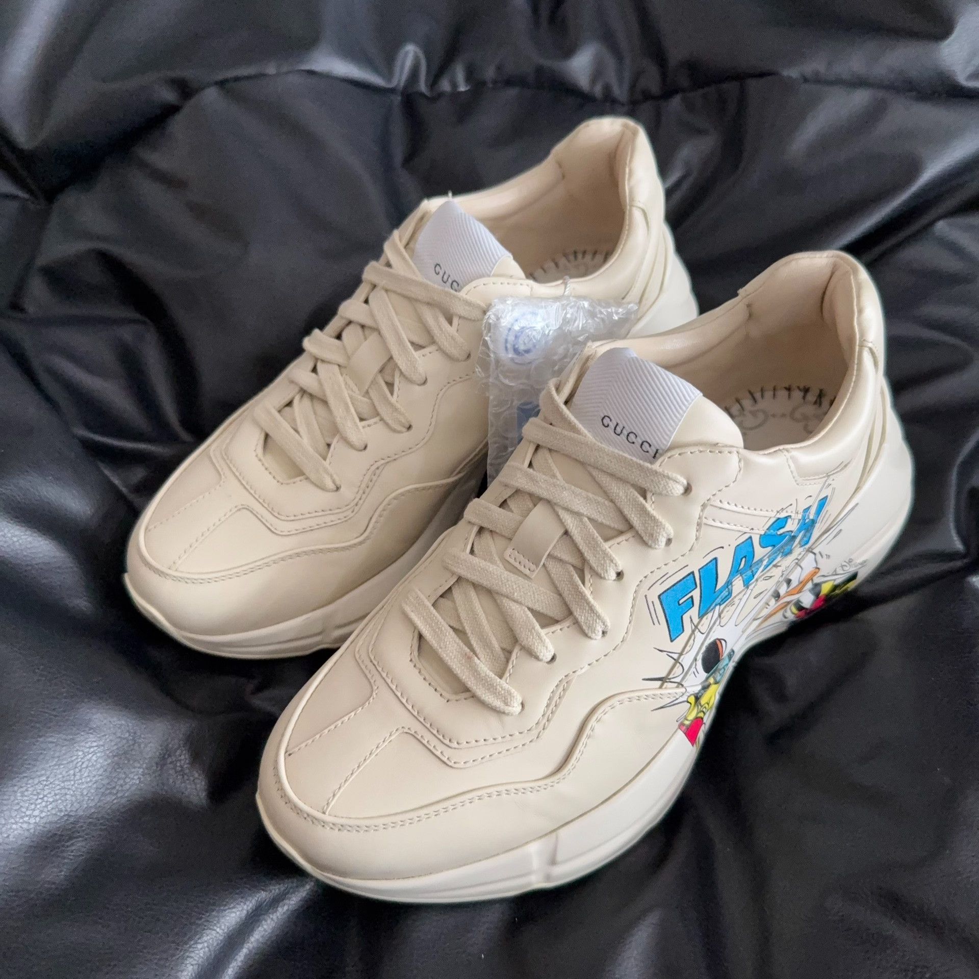 Gucci Gucci Lowtop Sneakers 37 Women Size US 6.5 / IT 36.5 - 1 Thumbnail