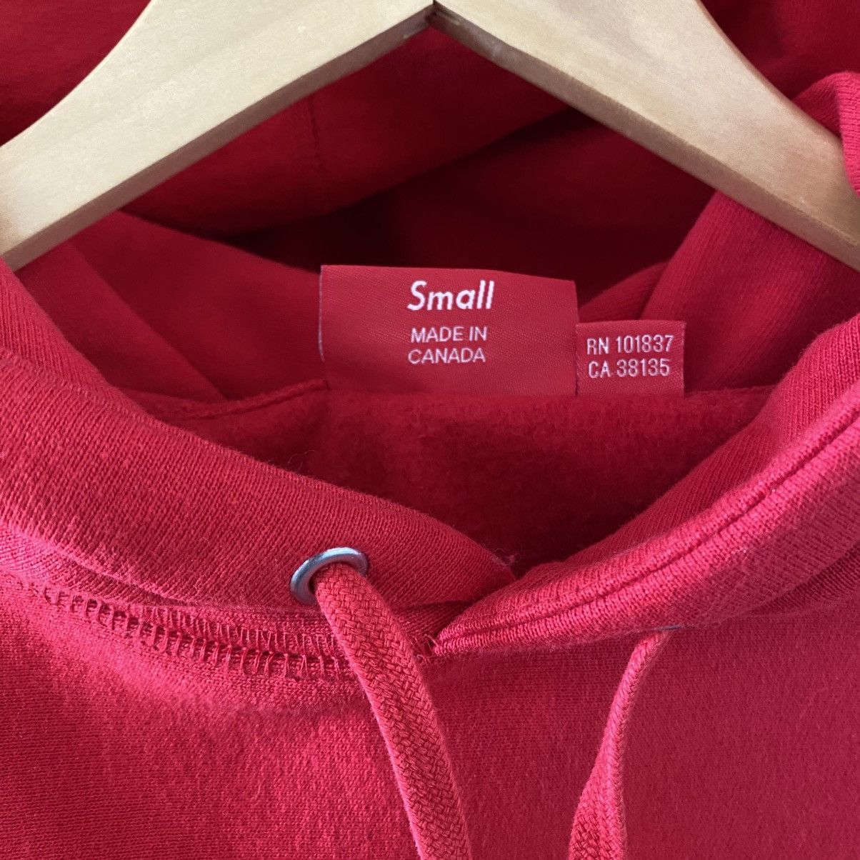 Supreme Supreme Box Logo Hooded Sweatshirt Red Tonal Hoodie 2023 Size US S / EU 44-46 / 1 - 5 Thumbnail
