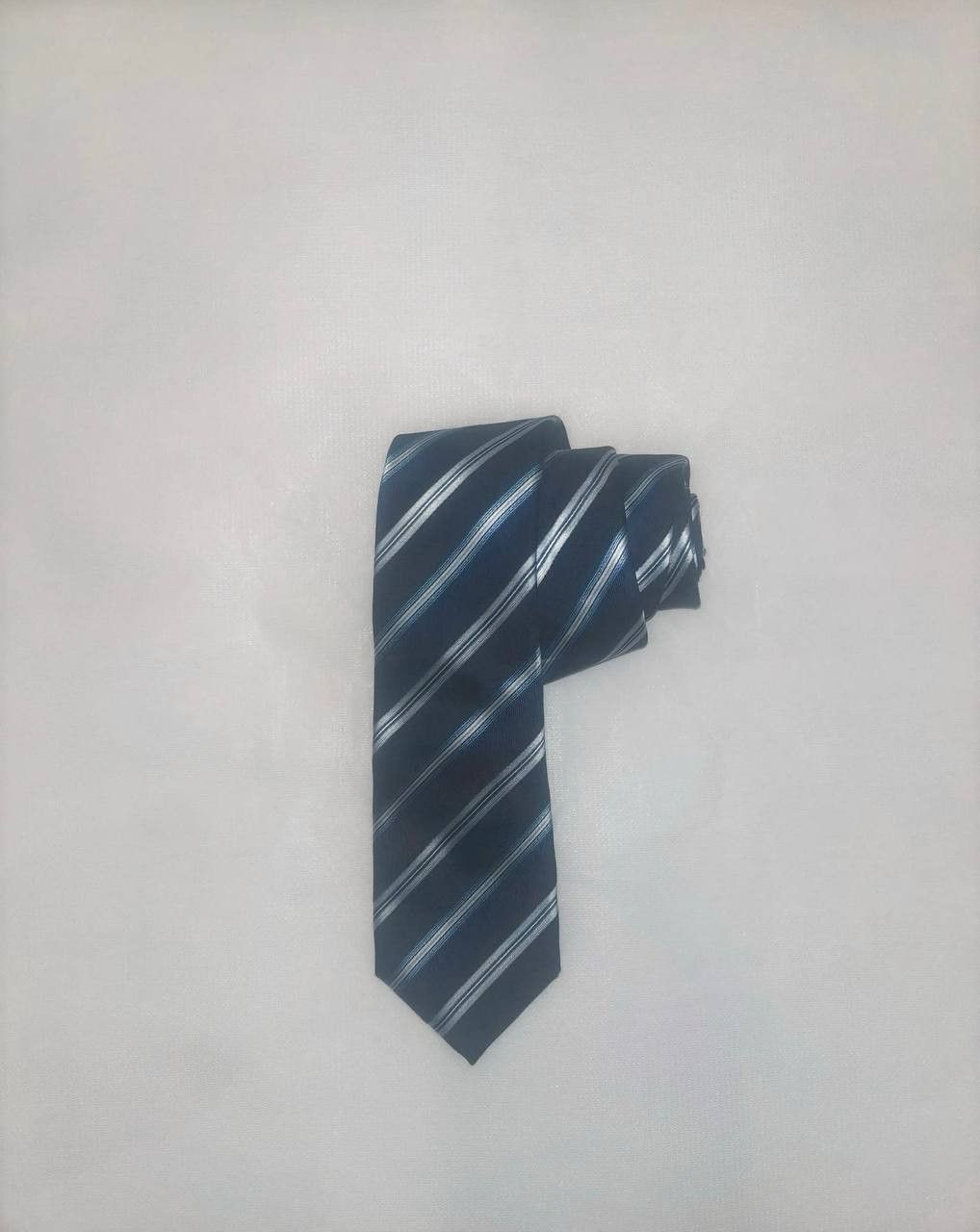 Vintage Men's tie made of 100% silk Profuomo tie blue made in Italy Size ONE SIZE - 2 Thumbnail