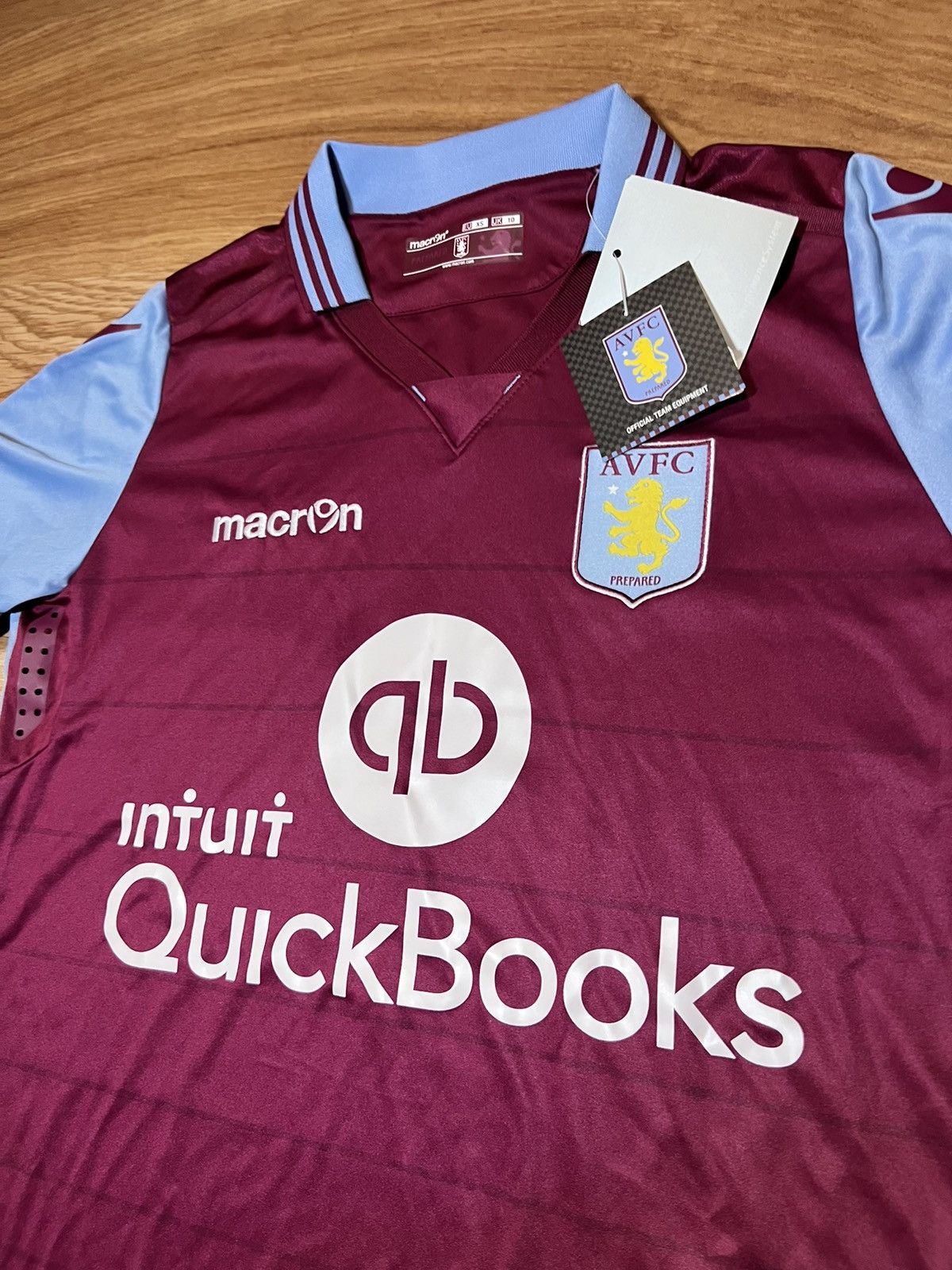 Macron Macron Aston Villa football club shirt jersey drill drip y2k Size US XS / EU 42 / 0 - 5 Thumbnail