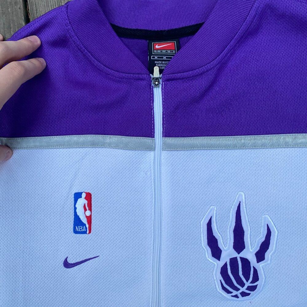 Nike × Vintage Vintage 1999 Nike Toronto Raptors Team NBA Basketball Warmu Size US M / EU 48-50 / 2 - 1 Thumbnail