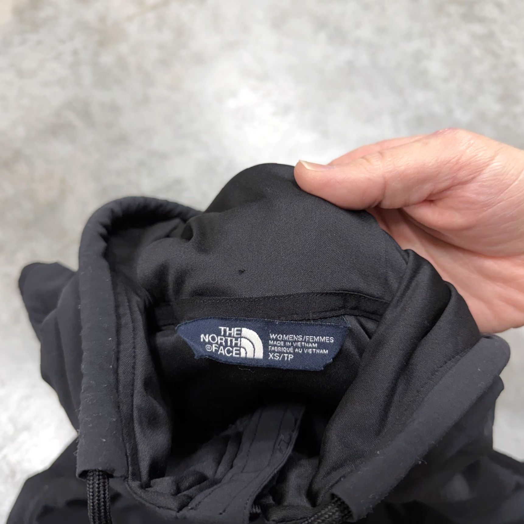 The North Face VEST The North Face Womens XS Black Hooded Softshell Full Zip Insulated Warm Size XS / US 0-2 / IT 36-38 - 4 Thumbnail