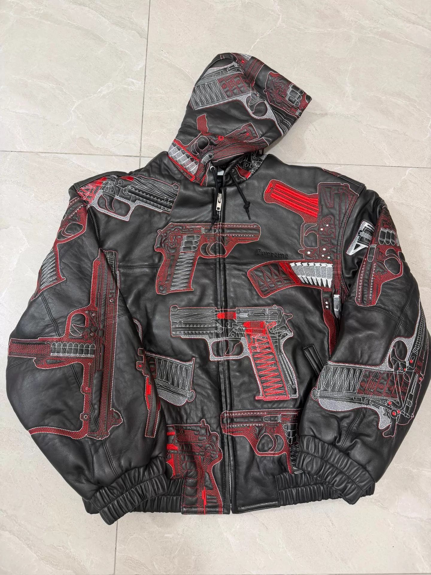 Supreme Supreme SS26 Week3 Guns Embroidered Hoodie Black Unisex L Size US L / EU 52-54 / 3 - 1 Thumbnail