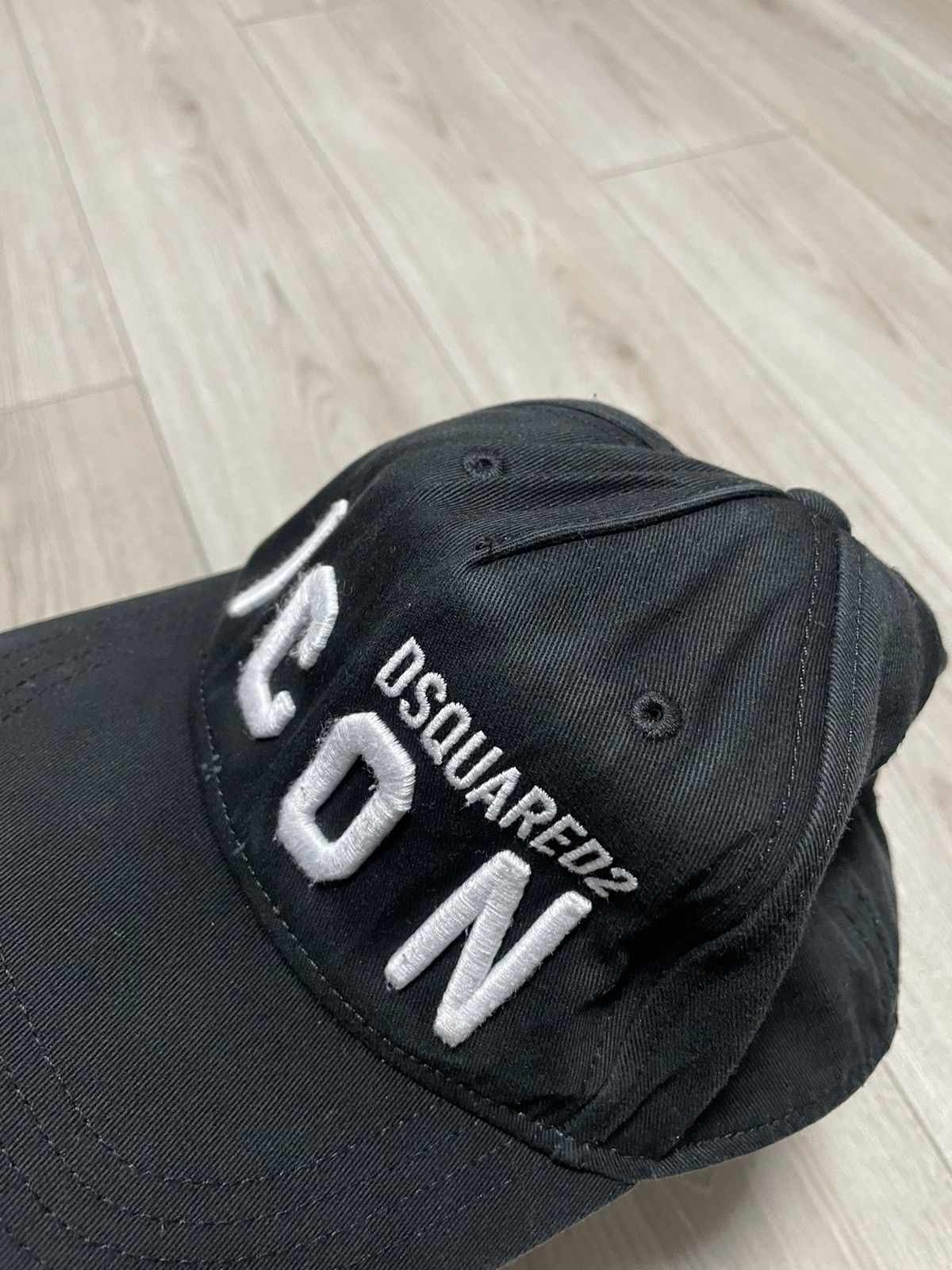 Dsquared2 Vintage Dsquared2 ICON Logo Black Cap Streetwear Hat Size ONE SIZE - 3 Thumbnail