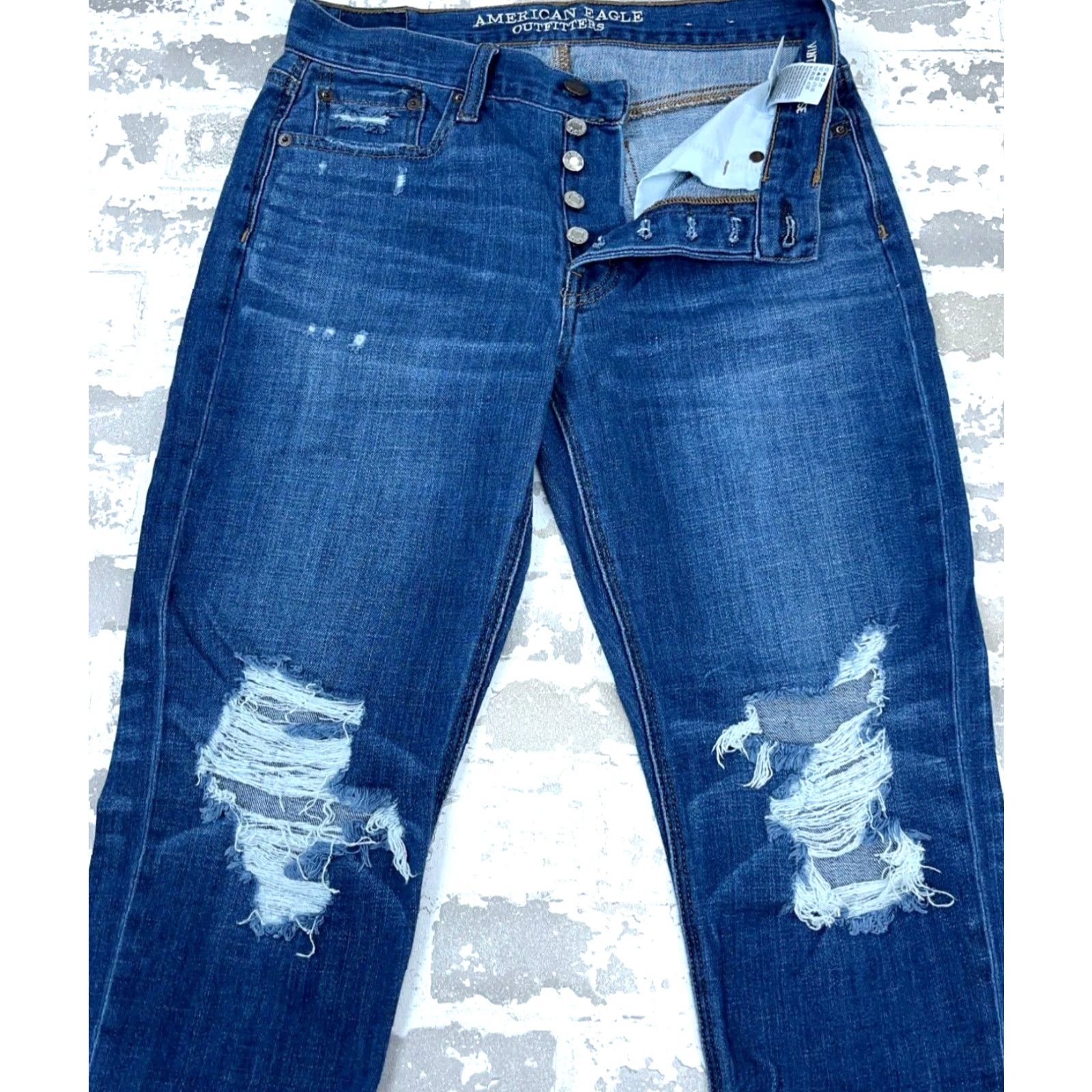 American Eagle Outfitters American Eagle Outfitters Jeans Women 2 High Rise Button Fly Ripped Holes N/A Size 26" / US 2 / IT 38 - 3 Thumbnail