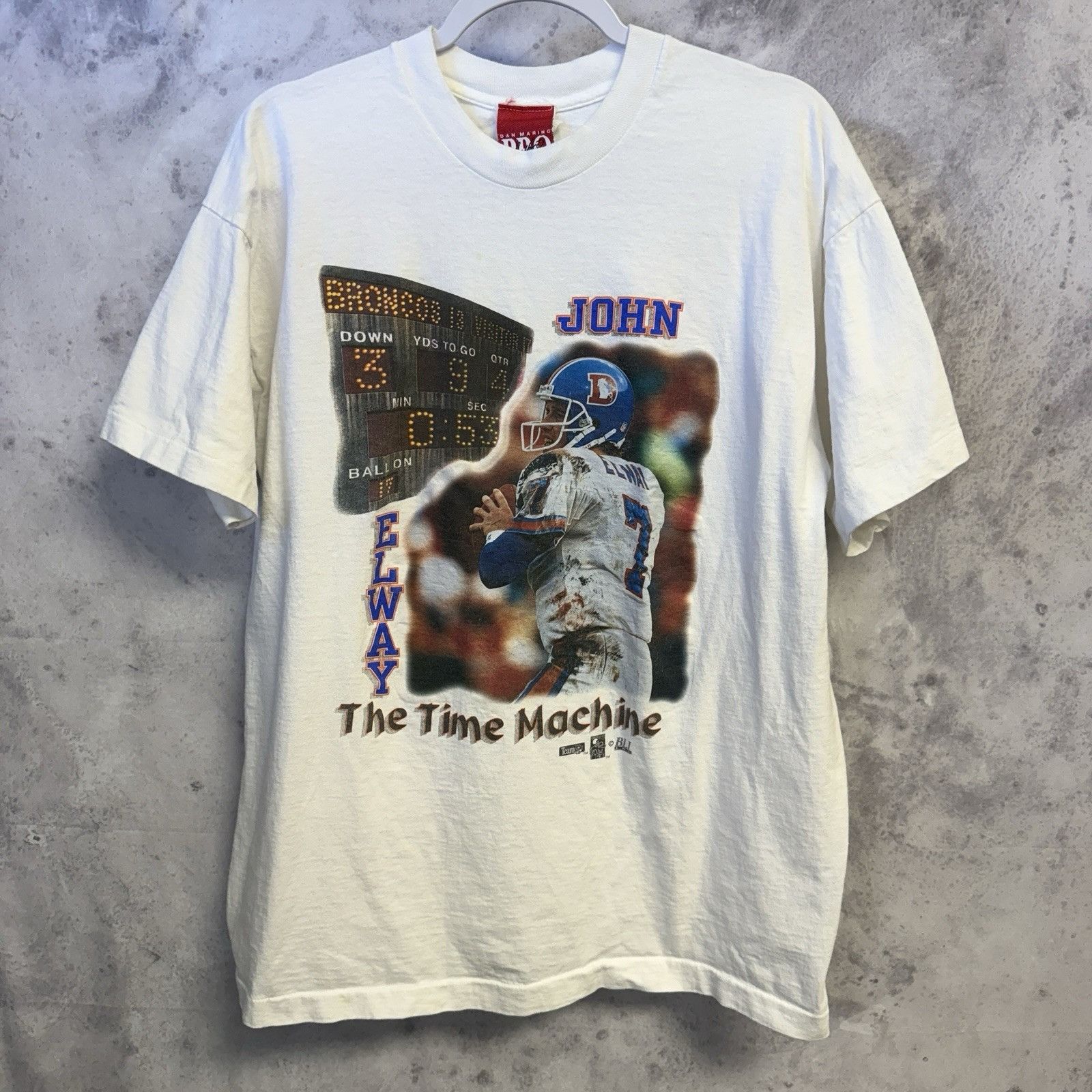 Vintage Vintage 90s John Elway Denver Broncos T Shirt Mens XL Size US XL / EU 56 / 4 - 1 Thumbnail