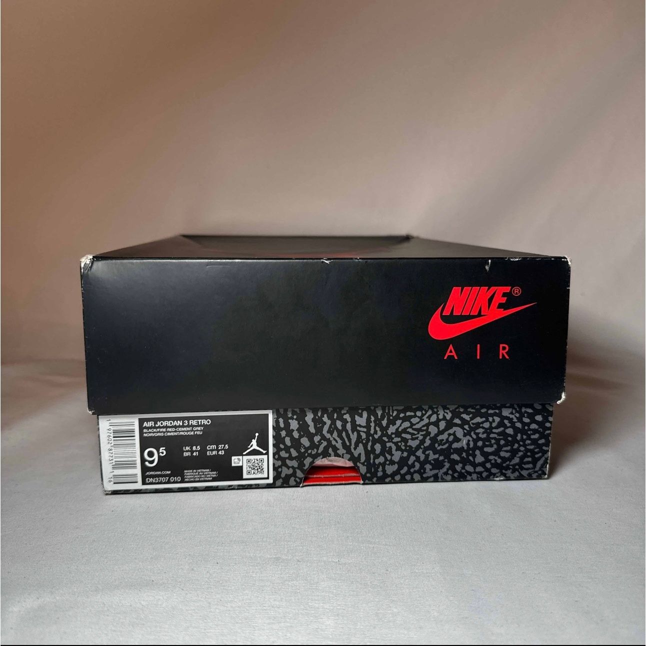Jordan Brand × Nike Size 9.5 Air Jordan 3 Retro OG Black Cement 2024 Men's Shoes Size US 9.5 / EU 42-43 - 9 Thumbnail