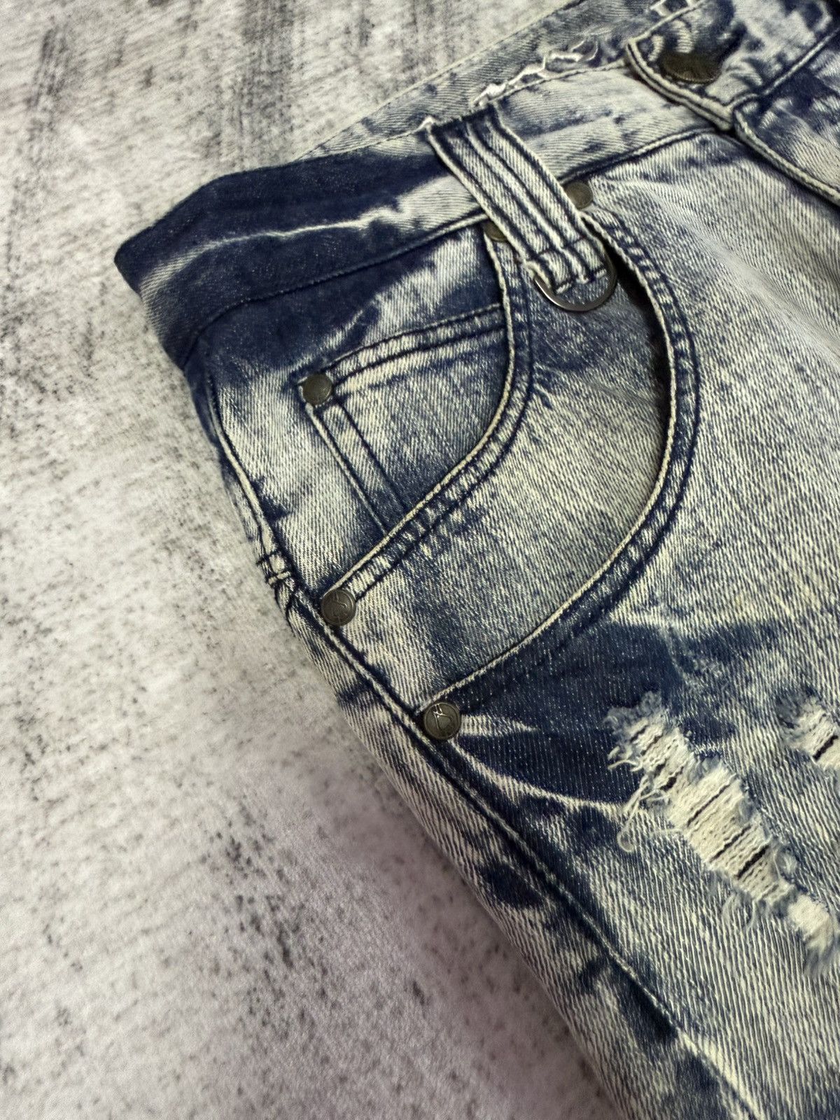 Japanese Brand × PHENOMENON MCD Japan Acid Wash Deconstructed Distressed Jeans Size US 30 / EU 46 - 7 Thumbnail