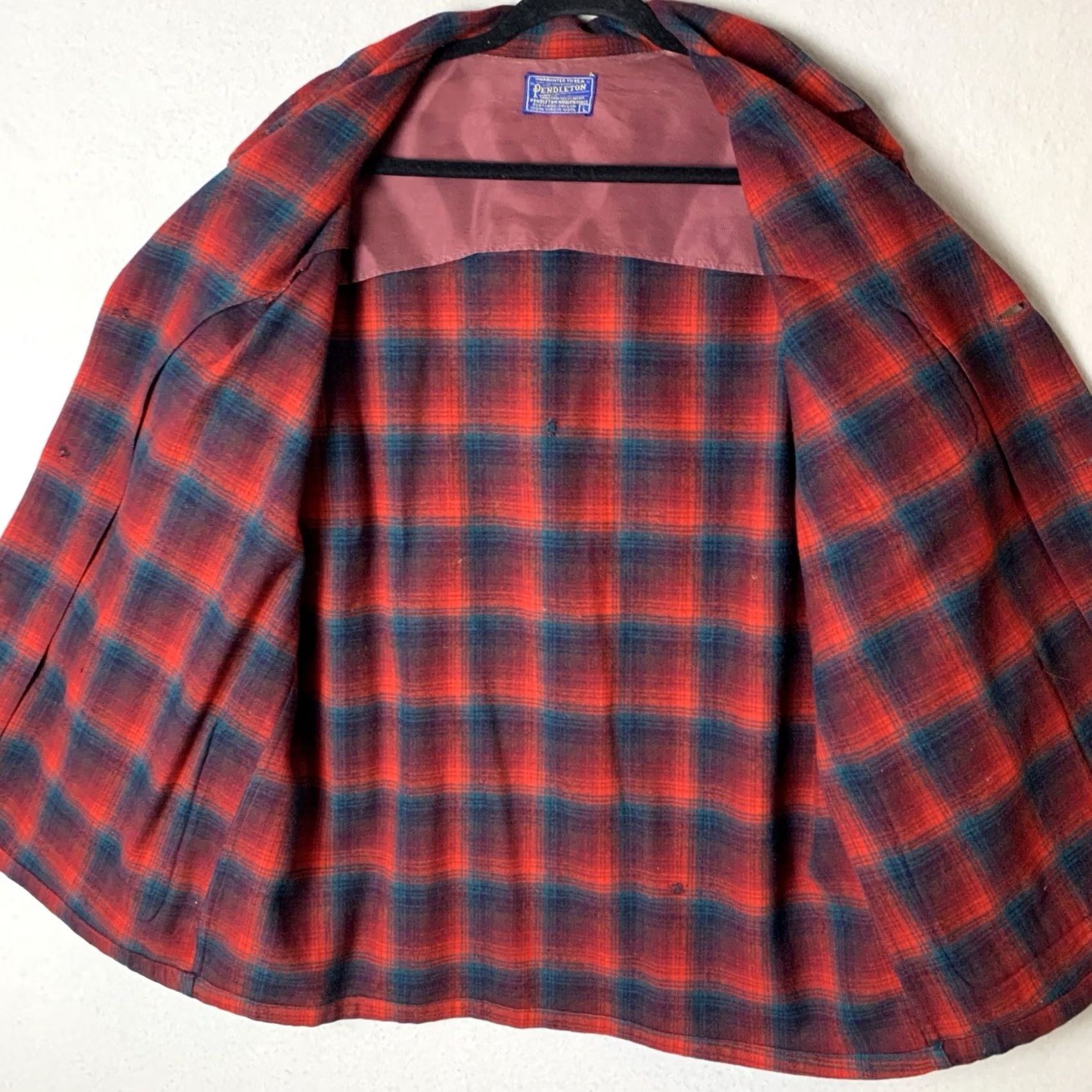 Pendleton VINTAGE Pendleton Blazer Women L Red Tartan Plaid Wool USA Button Long Sleeve Pocketed 3 Front Pockets Readable Size L / US 10 / IT 46 - 4 Thumbnail