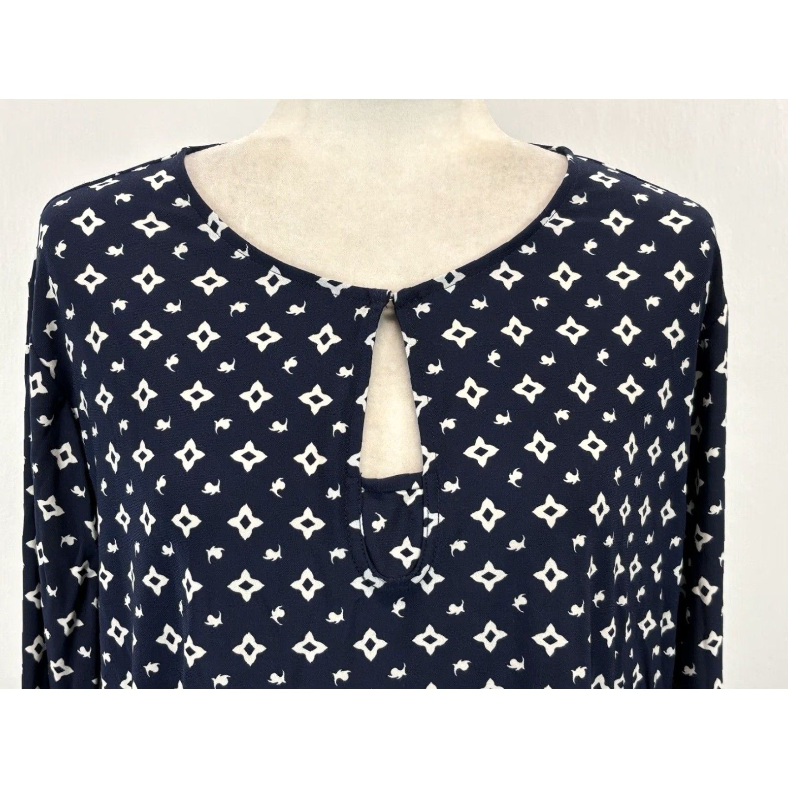 Ralph Lauren Lauren Ralph Lauren Tunic Top Shirt Sz 2X Plus Women’s Navy Keyhole 3/4 Sleeves Size XXL / US 16-18 / IT 52-54 - 5 Thumbnail