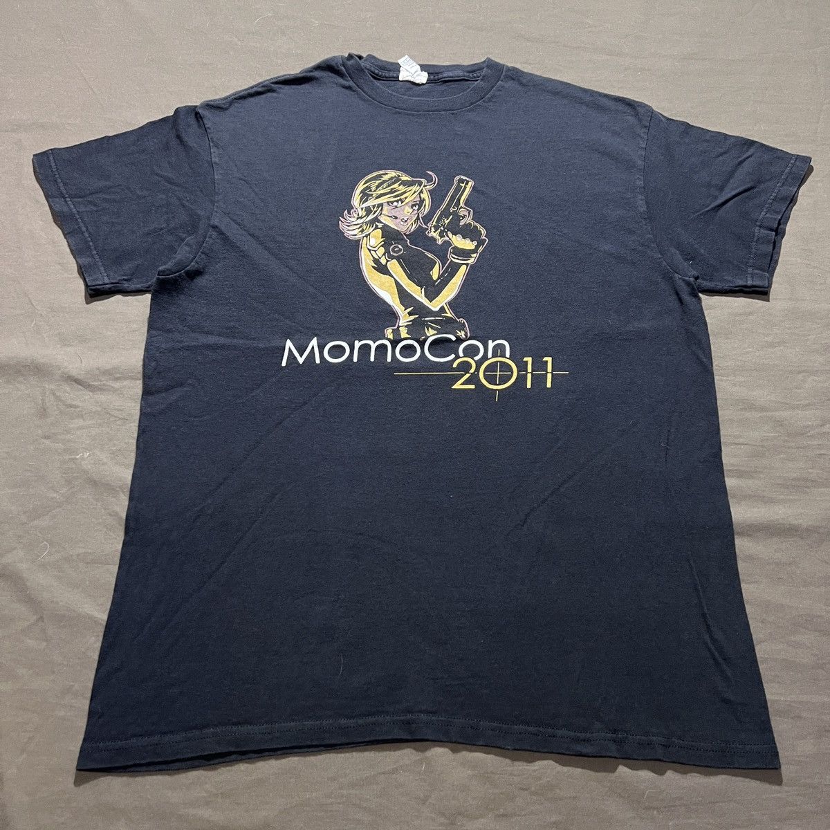Anime Vintage Y2K MomoCon Anime Promo Tee L Size US L / EU 52-54 / 3 - 2 Thumbnail