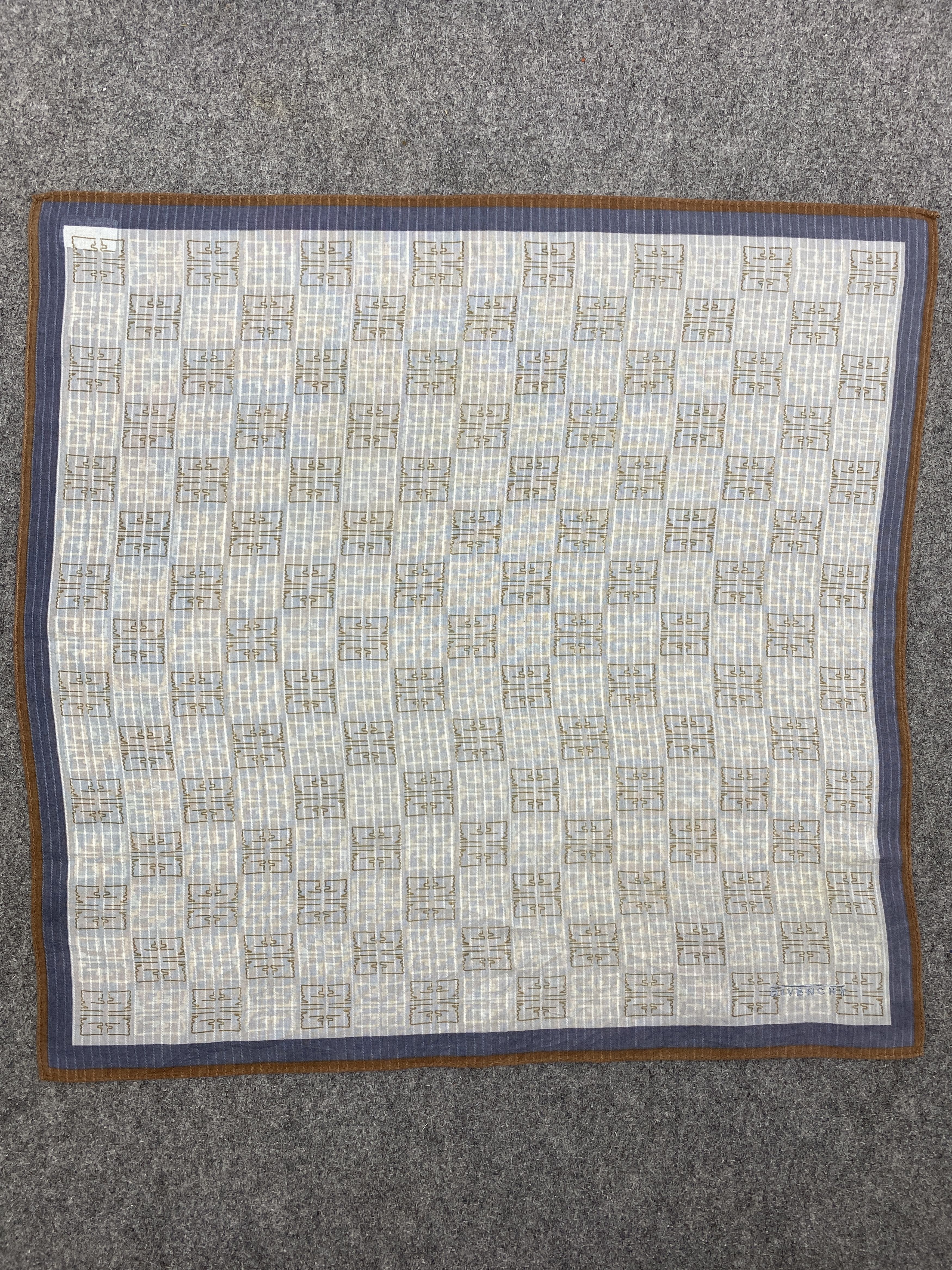 Givenchy Givenchy Handkerchief / Neckerchief / Bandana HKC1009 Size ONE SIZE - 4 Thumbnail