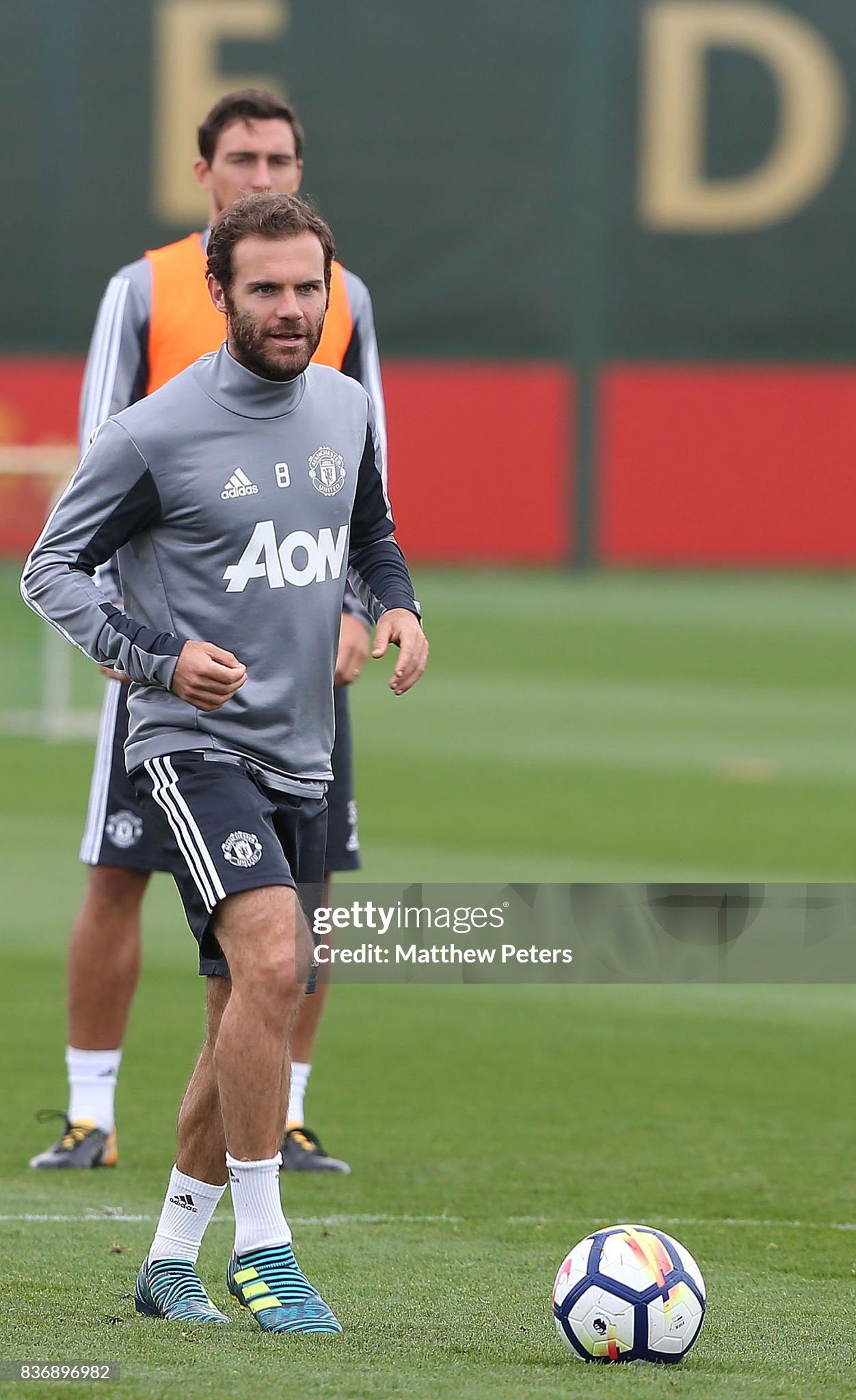 Adidas 🔥Rare🔥Manchester United 2017/18 Training Sweatshirt Adidas Size US XL / EU 56 / 4 - 5 Thumbnail