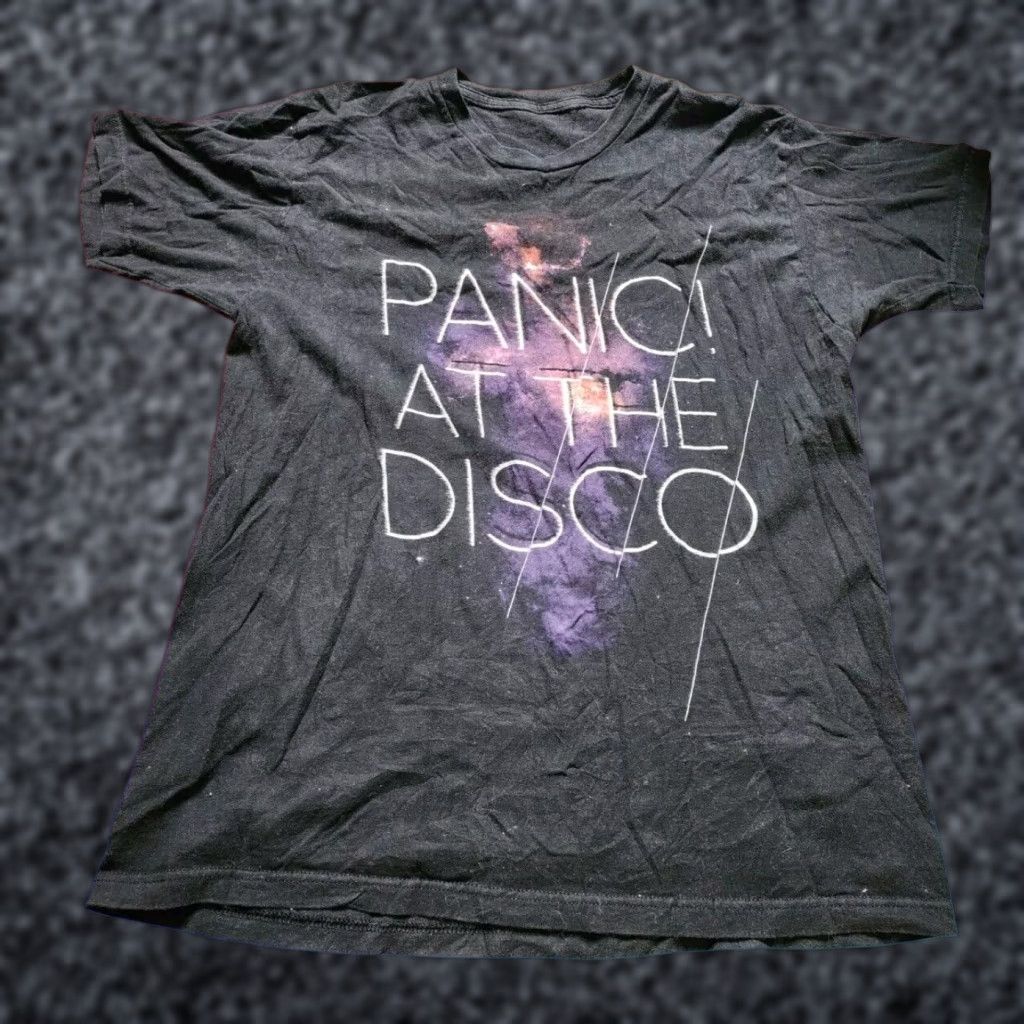 Vintage Mens S Panic at the Disco Galaxy Band Tee Black T Shirt Size US S / EU 44-46 / 1 - 1 Thumbnail