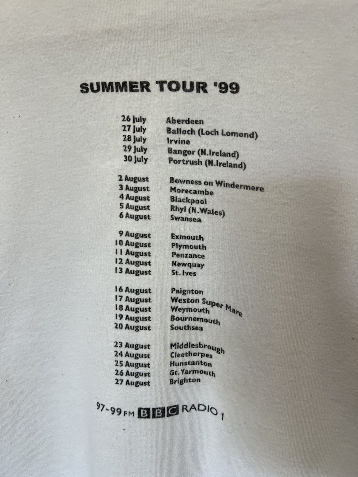 Vintage Vintage Radio 1 BBC 1999 Tour T shirt Tee White Size US S / EU 44-46 / 1 - 5 Thumbnail