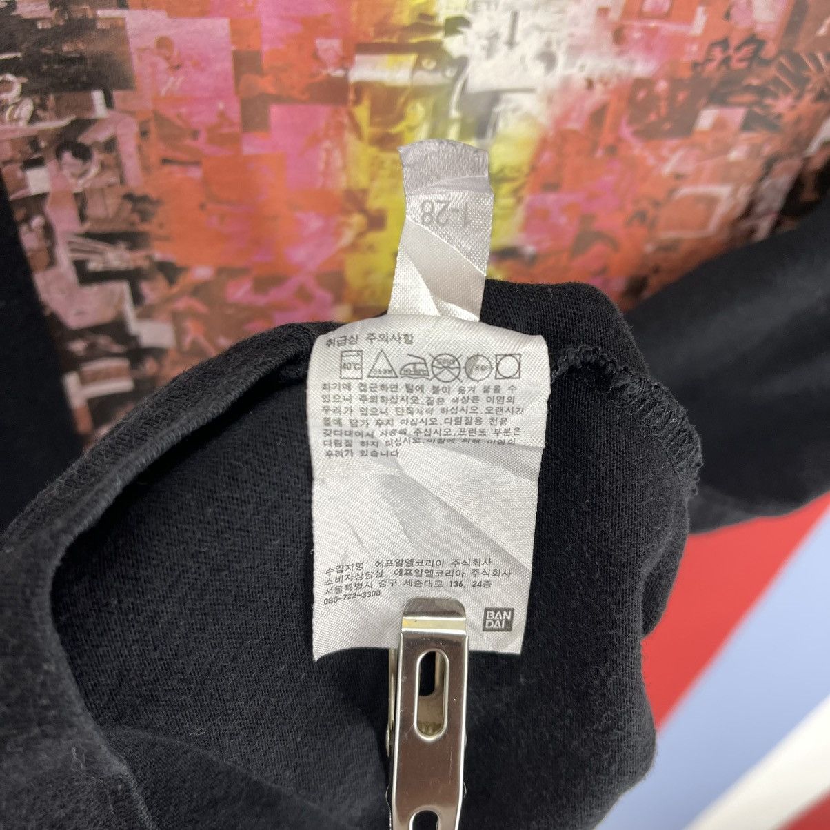 Uniqlo UNIQLO x GUNDAM Crew Neck T Shirt #2000/13 Size US L / EU 52-54 / 3 - 12 Thumbnail