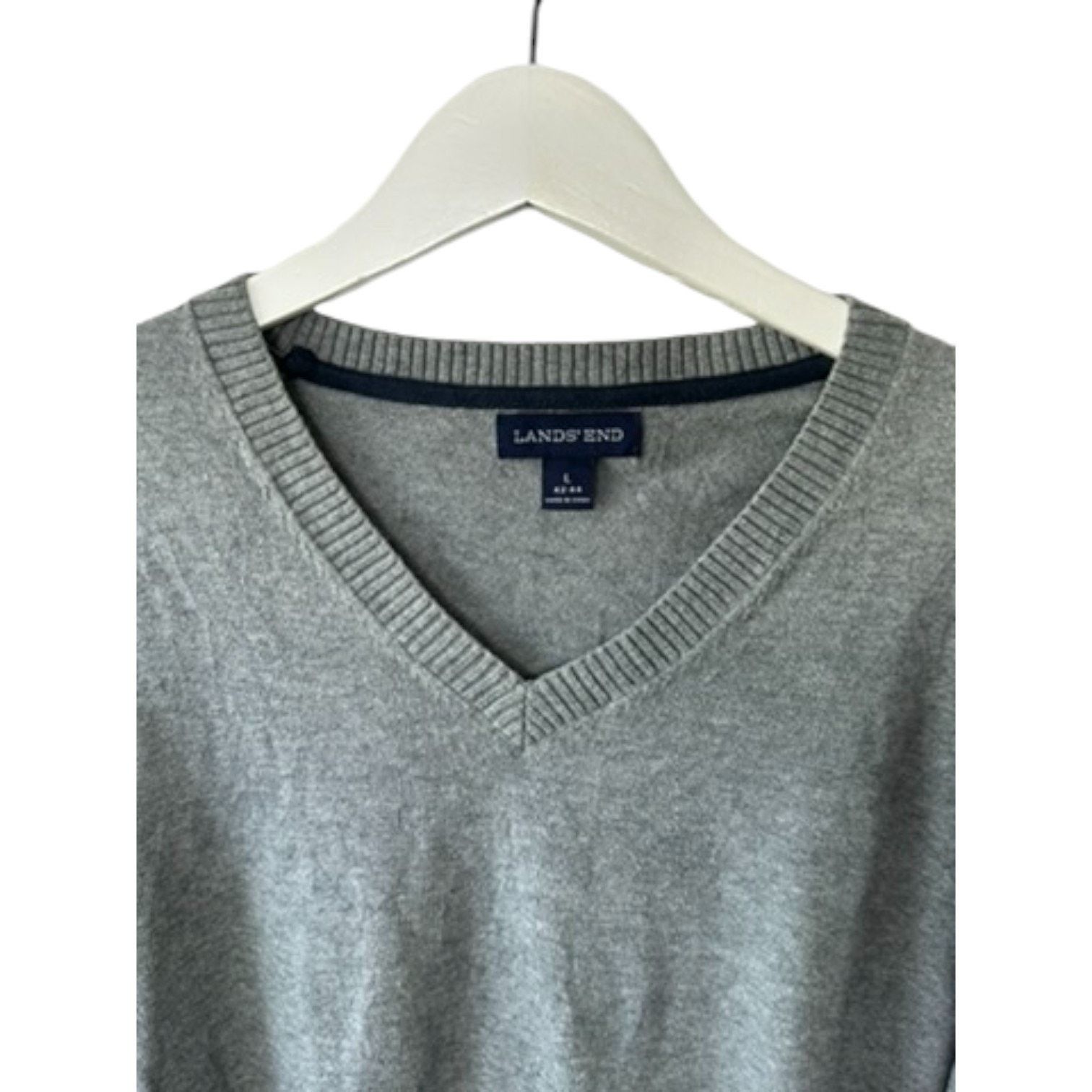 Lands' End Lands End Gray 100% Cotton V-Neck Sweater Men's L 42-44 Size US L / EU 52-54 / 3 - 2 Thumbnail