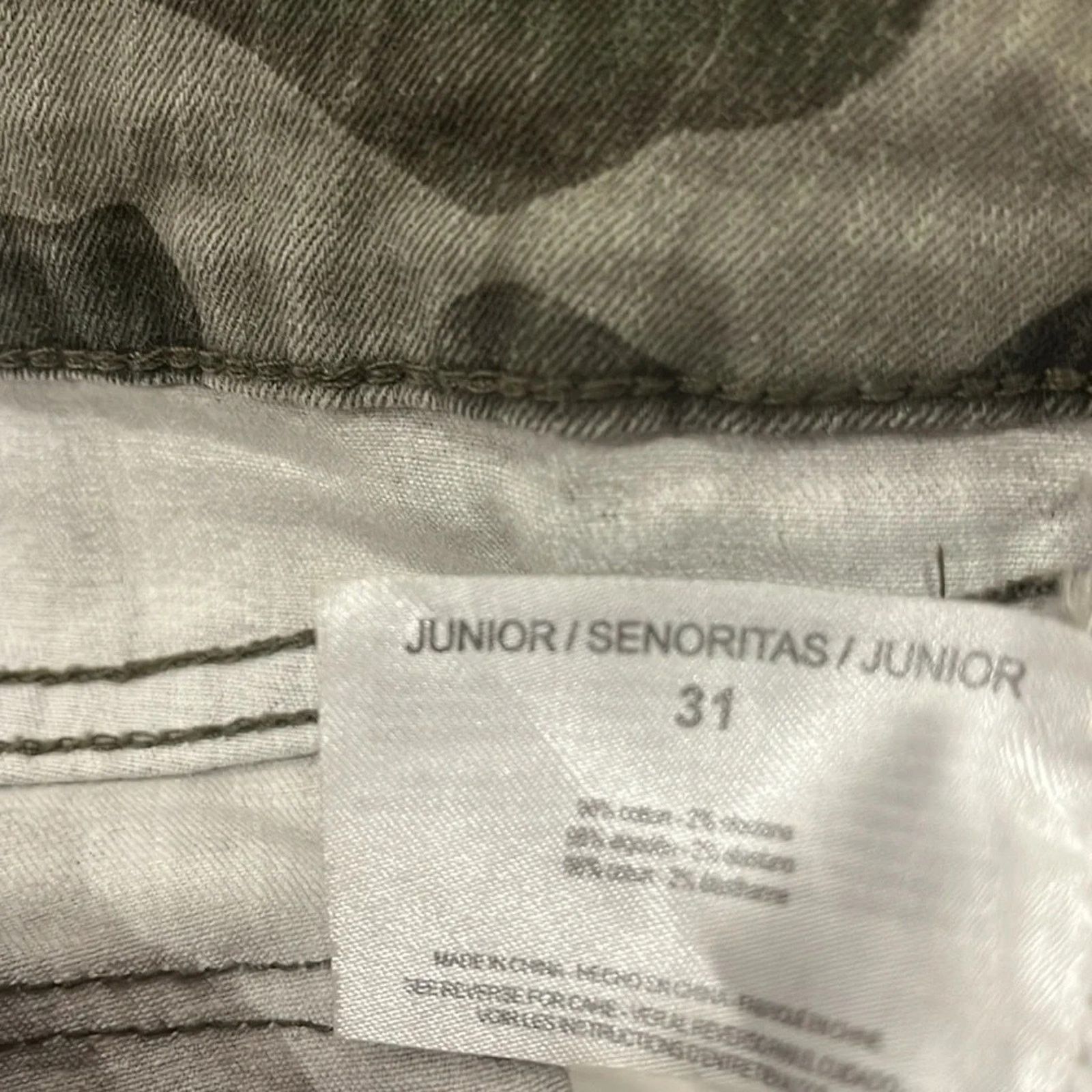 William Rast William Rast cropped skinny camo cargo pants, junior size 31 Size 31" - 6 Thumbnail