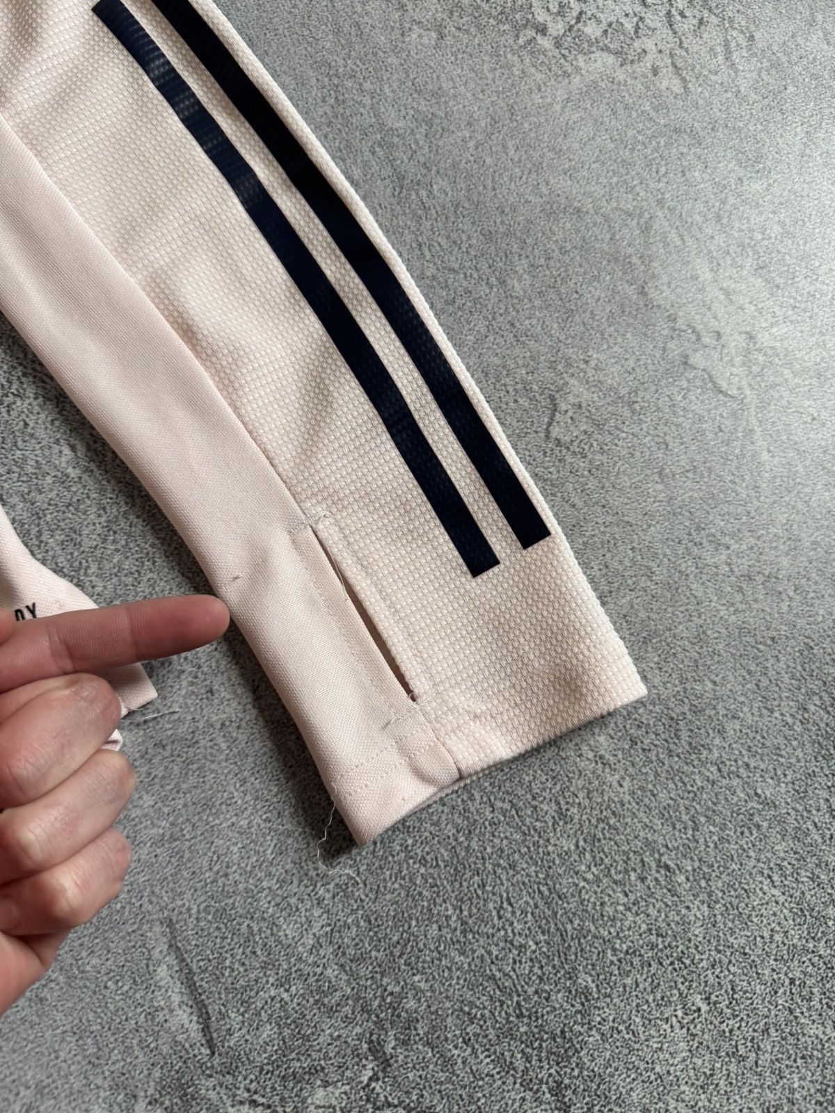 Adidas Adidas Juventus Jeep 1/4 zip long sleeve jersey soccer ⚽️ Size US M / EU 48-50 / 2 - 14 Thumbnail