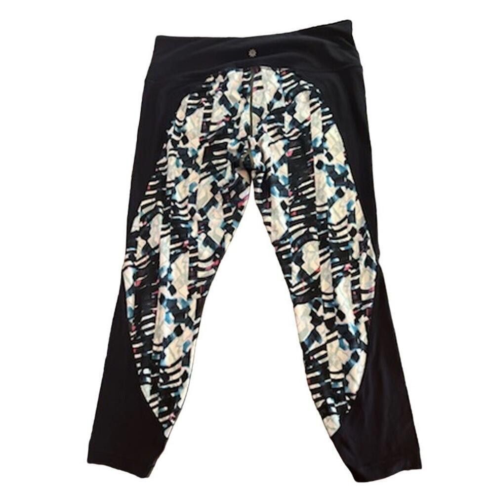 Designer Athleta Distortion apri-Legging Navy Blue White Size X-Large Size 40" / US 18 - 1 Thumbnail