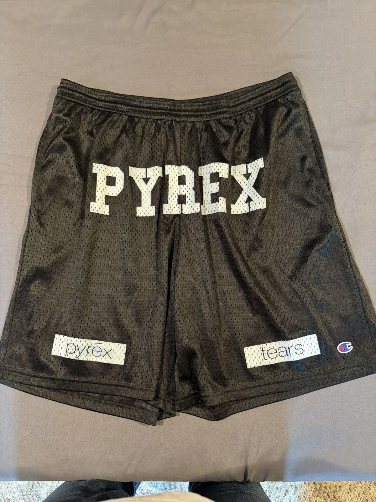 Champion × Pyrex Vision × Virgil Abloh Champion x Pyrex vision