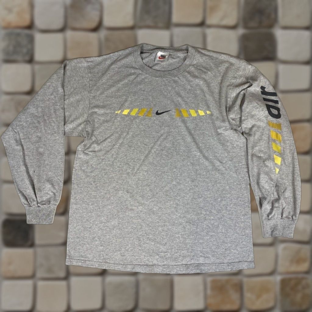 Nike VINTAGE Nike Air Men's T-Shirt 90s Long Sleeve Crew Neck Size M Gray Cotton Blend USA Made Size US M / EU 48-50 / 2 - 1 Thumbnail