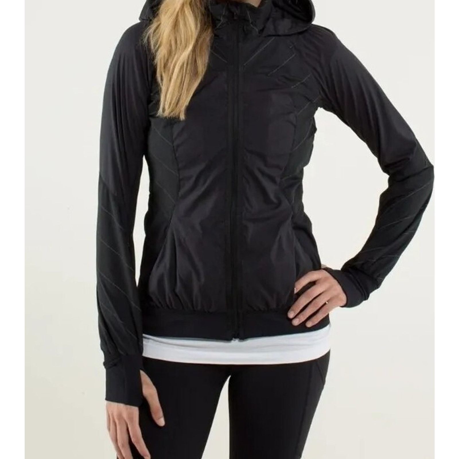 Lululemon Lululemon Run Bundle Up Liner Jacket Black Size 4 A001507 Size S / US 4 / IT 40 - 1 Thumbnail