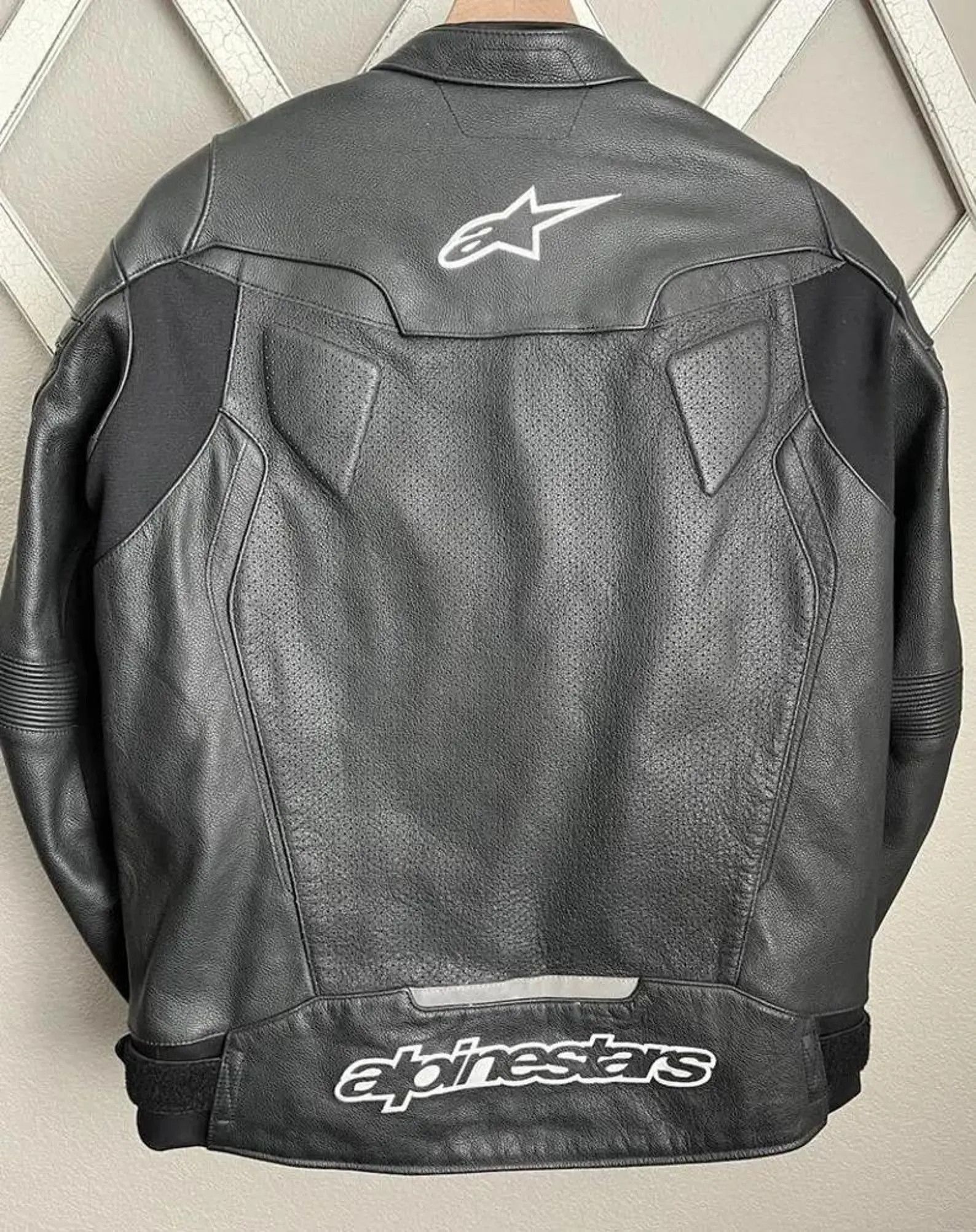 Other Men's Leather motorbike racing alpinestar jacket biker Size US S / EU 44-46 / 1 - 2 Thumbnail