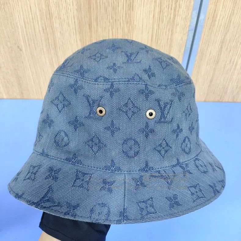 Louis Vuitton Louis Vuitton Dark blue fisherman's hat Size ONE SIZE - 1 Thumbnail