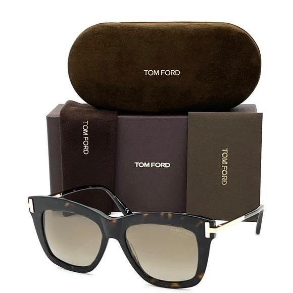 Tom Ford Tom Ford DASHA FT0822 52H Dark Havana / Brown Polarized 52m Size ONE SIZE - 1 Thumbnail