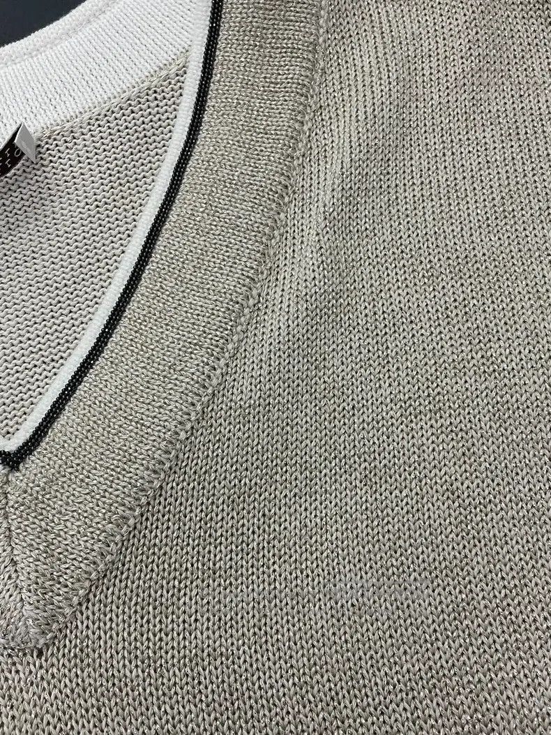Brunello Cucinelli Brunello Cucinelli Beige Silver Thread V-neck Beaded Knit Size XS / US 0-2 / IT 36-38 - 2 Thumbnail