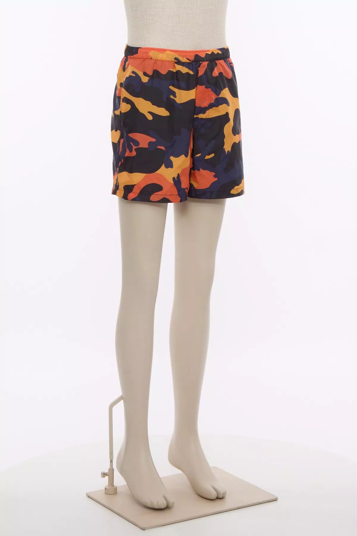 Valentino oc11z0725 Camouflage Print Swimming Shorts in Orange Size US 30 / EU 46 - 2 Thumbnail