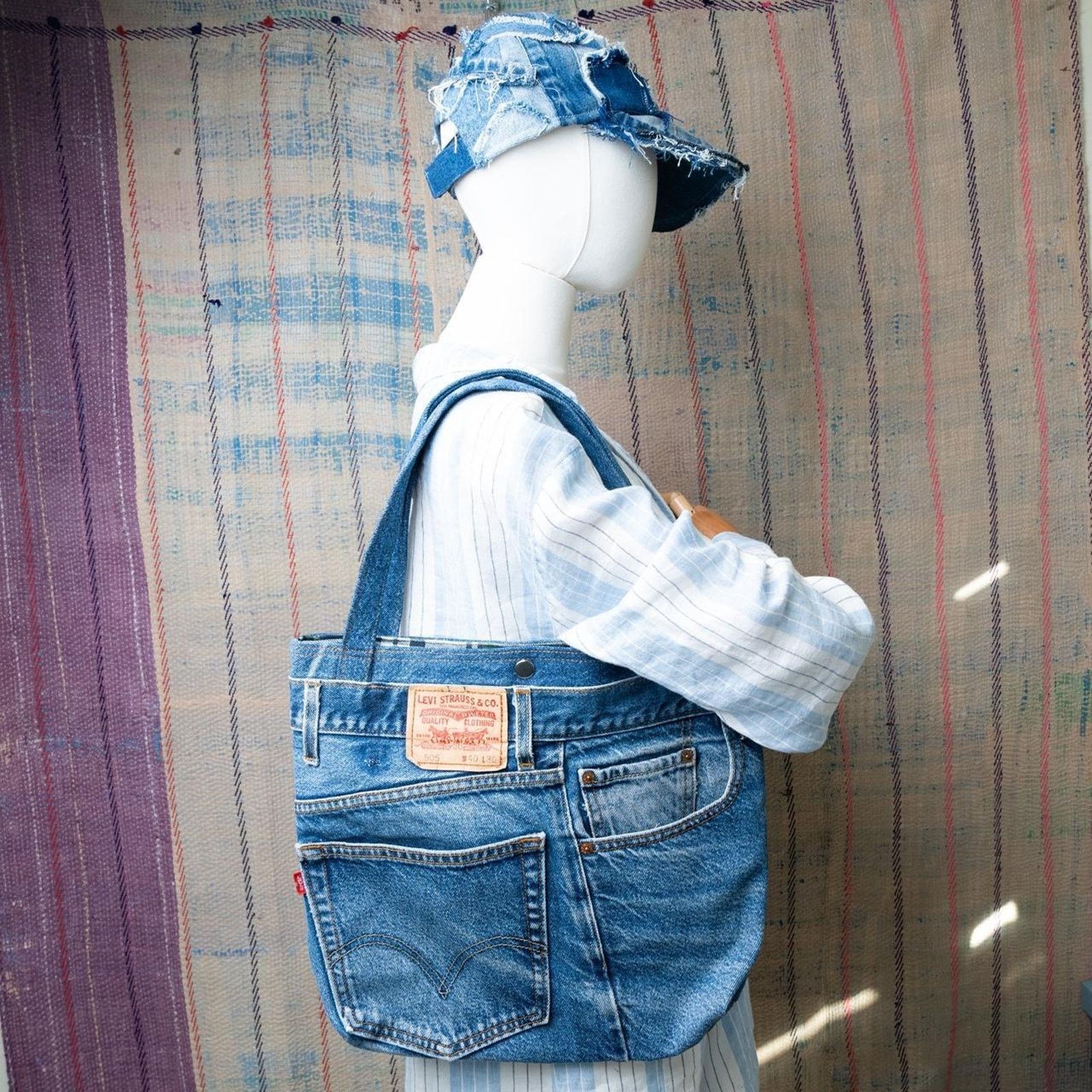 Levi's Reworked upcycled tote bag / shoulder bag Size ONE SIZE - 2 Thumbnail