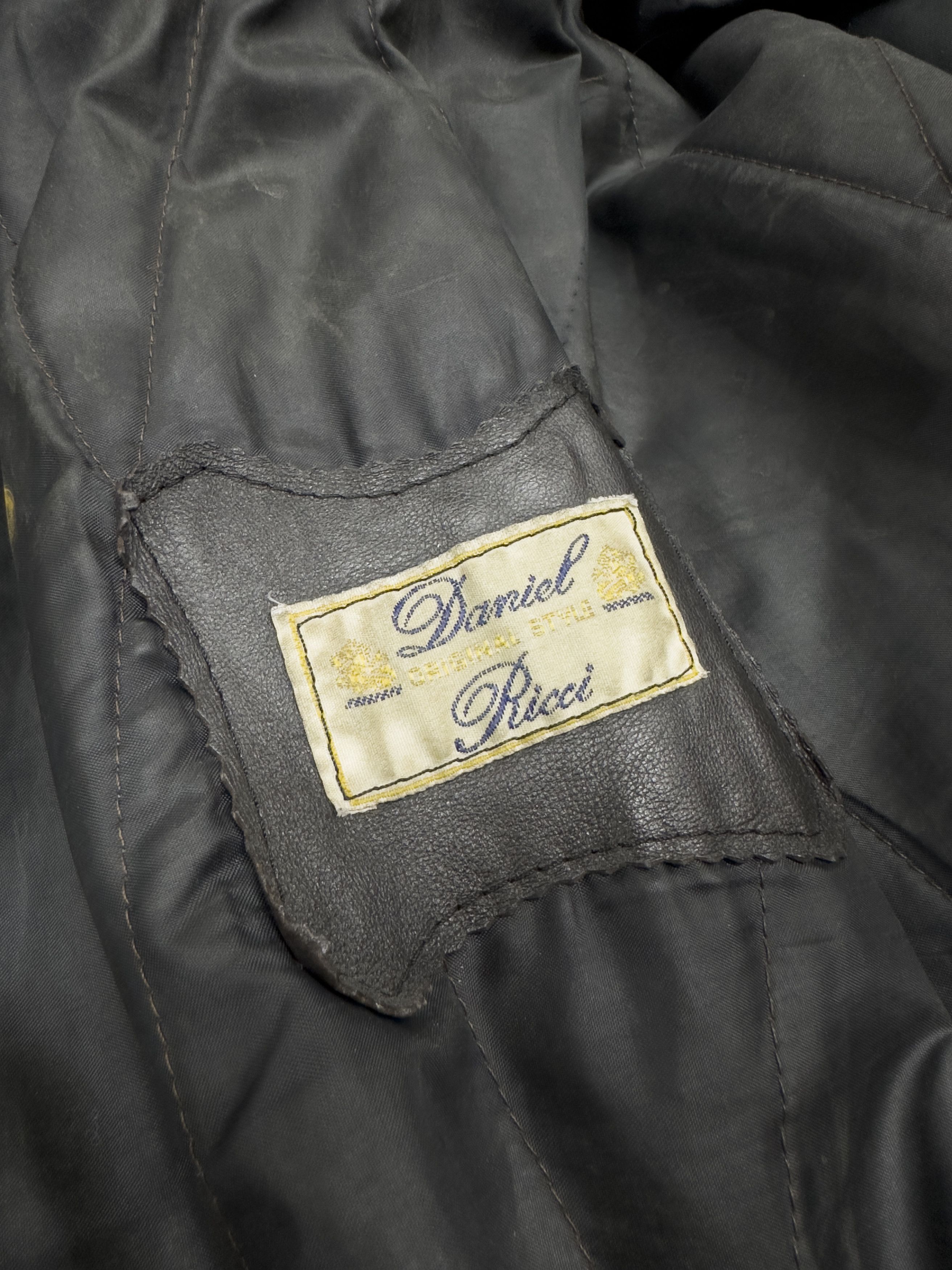 Vintage Daniel Ricci Vintage Heavy Leather Bomber Jacket 1990s Size US L / EU 52-54 / 3 - 8 Thumbnail