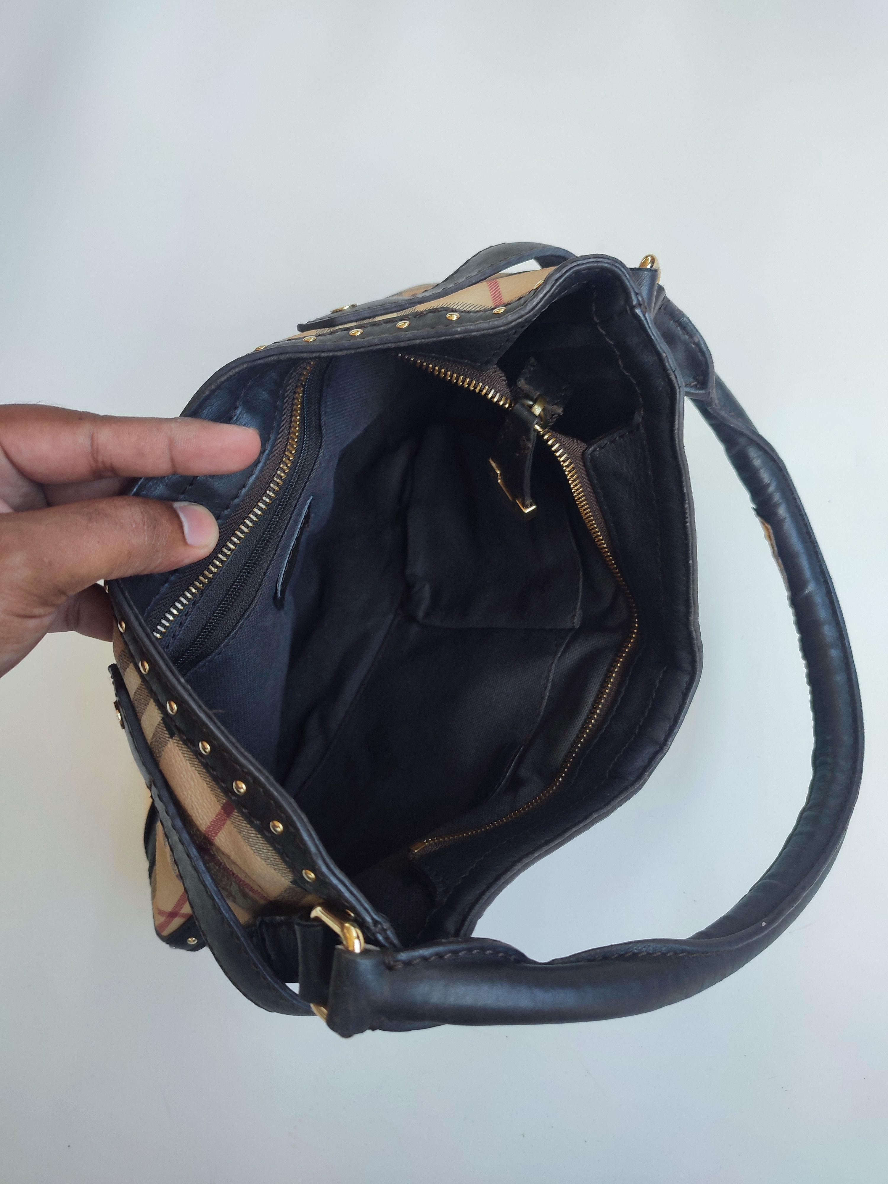 Burberry AUTH BURBERRY NOVA CHECK HOBO BAG Size ONE SIZE - 8 Thumbnail
