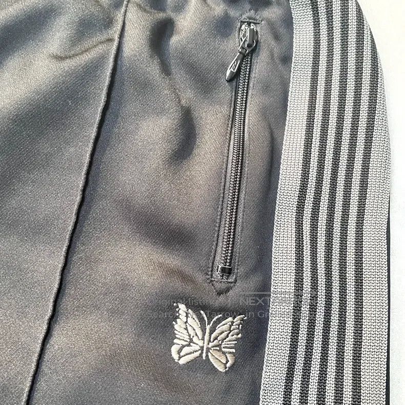 Needles Needles size L Butterfly embroidered vintage zipper leggy s Size US 30 / EU 46 - 2 Thumbnail