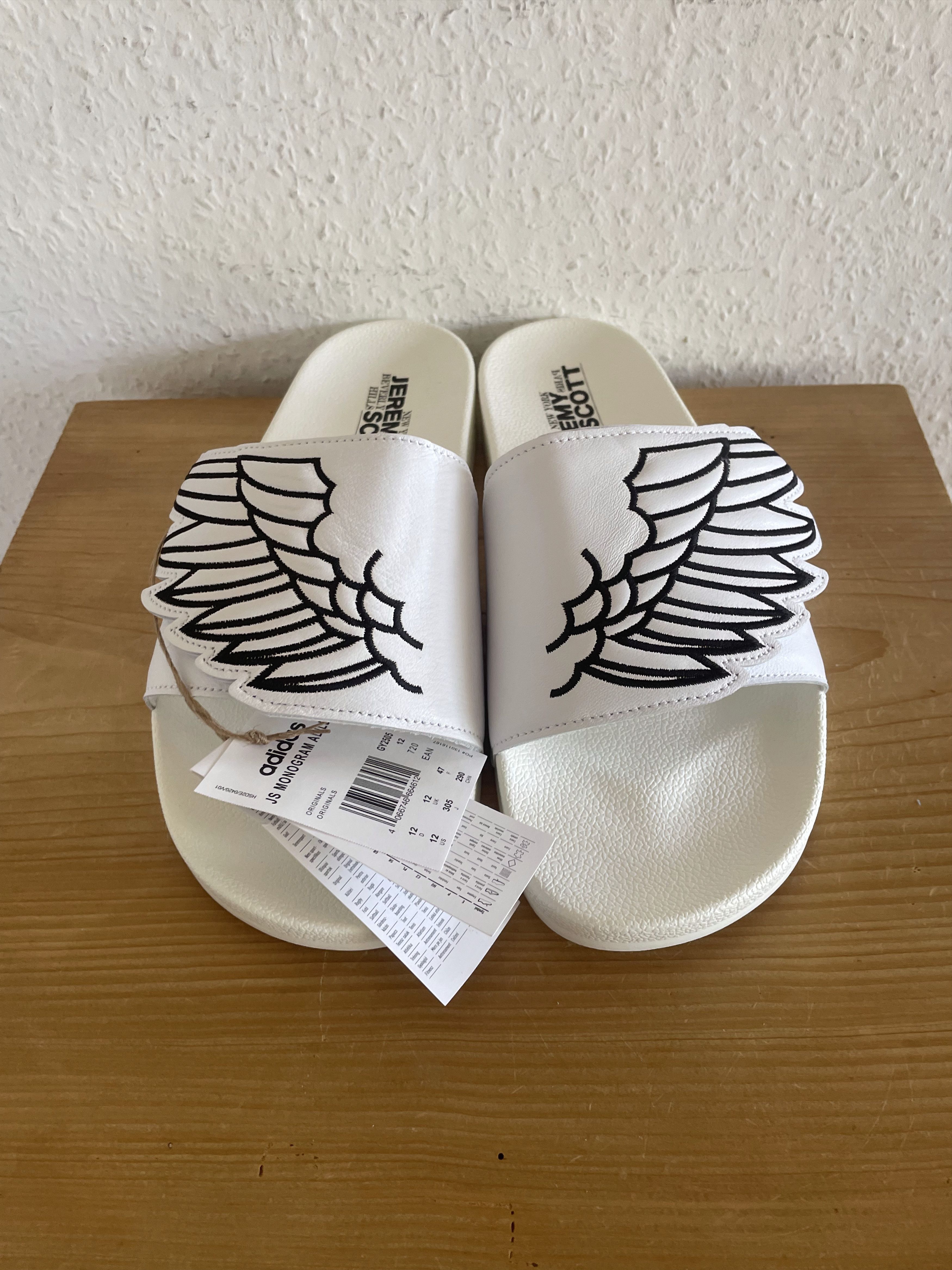 Adidas × Jeremy Scott Wings Adilette Slides Size US 12 / EU 45 - 3 Thumbnail