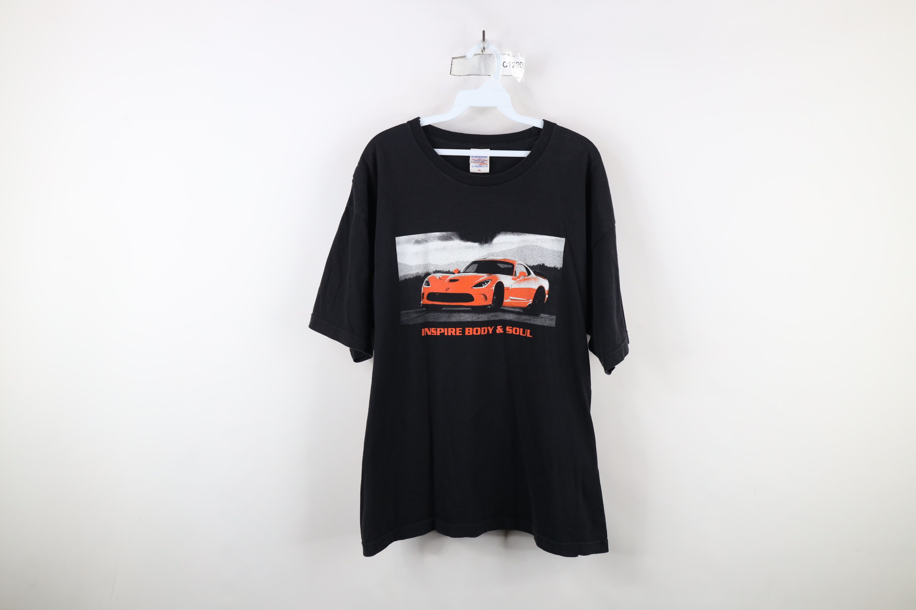 Vintage Vintage 90s Y2K Body & Soul Dodge Viper Car T-Shirt USA Size US XL / EU 56 / 4 - 1 Thumbnail
