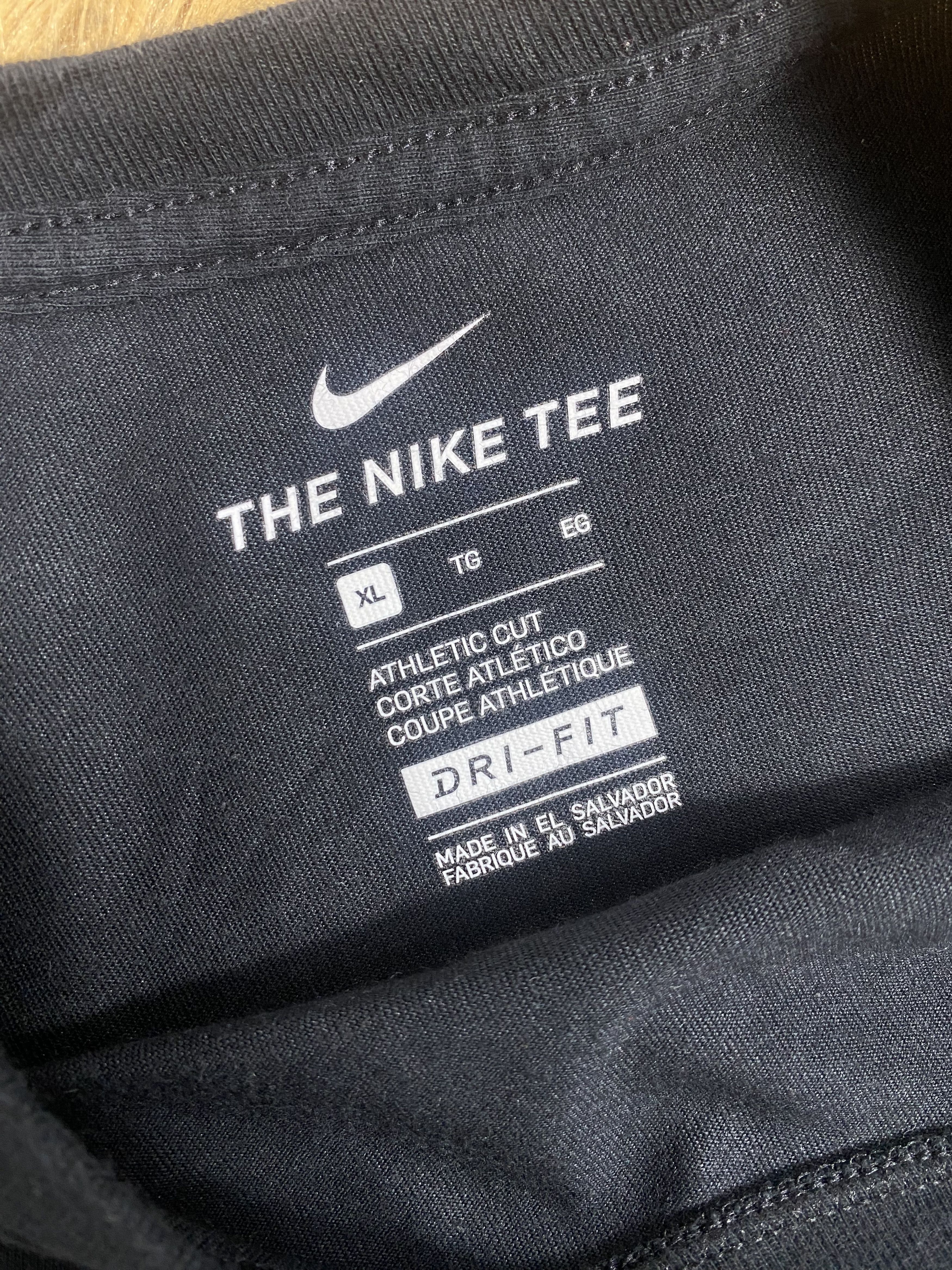 Nike Nike Y2K Tee Big Logo Swoosh T-Shirts Size US XL / EU 56 / 4 - 9 Thumbnail