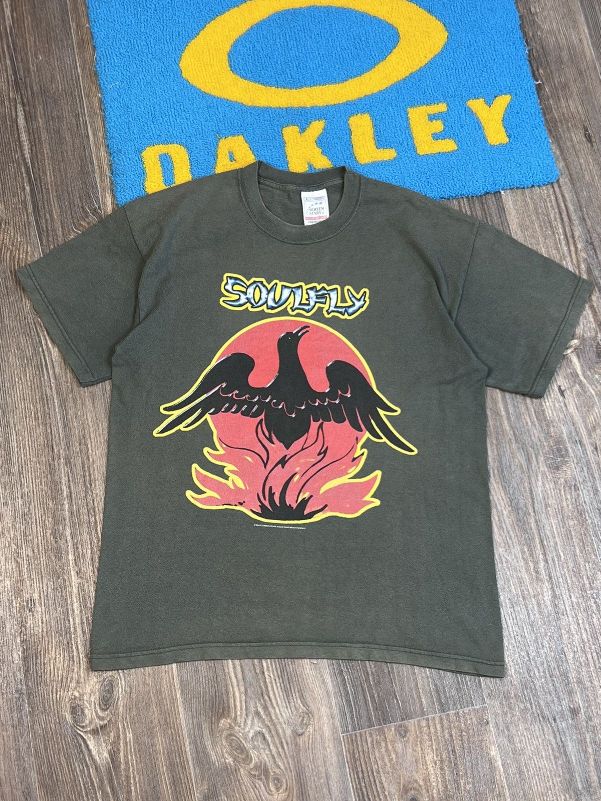 Band Tees 2000 Vintage Soulfly back to the primitive green shirt Size US L / EU 52-54 / 3 - 1 Thumbnail