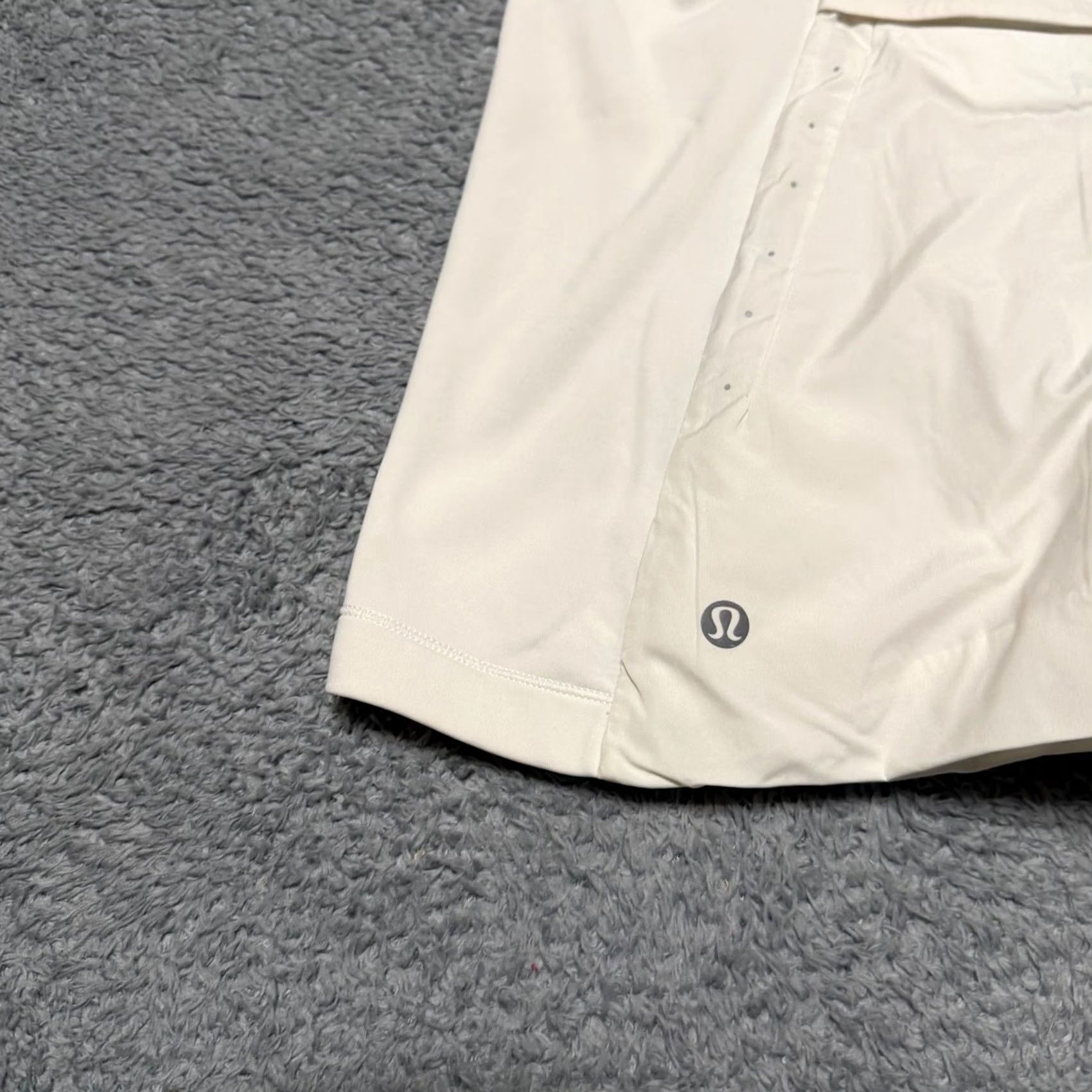 Lululemon Lululemon Vest Womens 6 White Run For The Cold Insulated Running Pockets Size M / US 6-8 / IT 42-44 - 5 Thumbnail